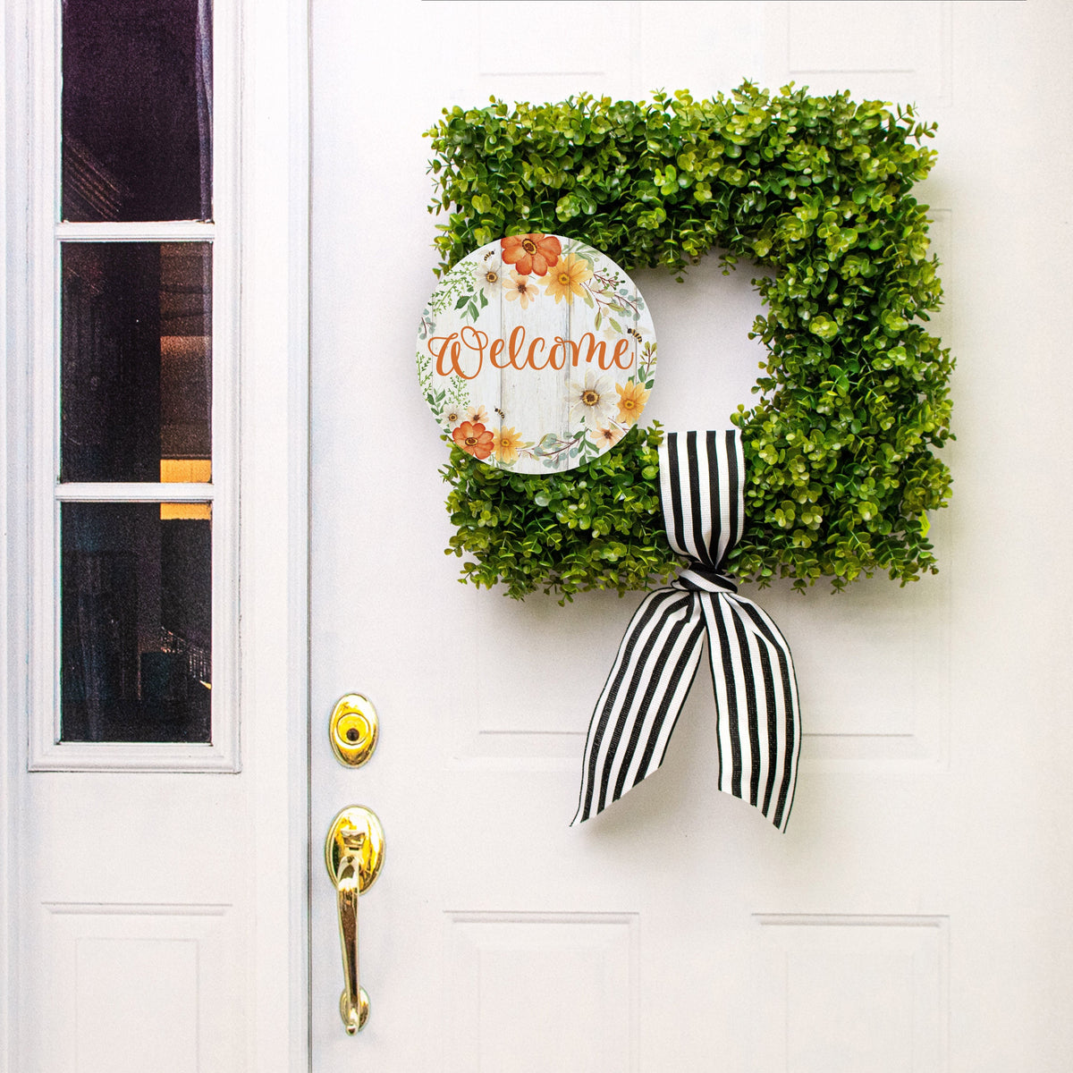 10.5" Round Waterproof Sign: Welcome Floral Bees Lifestyle Photo