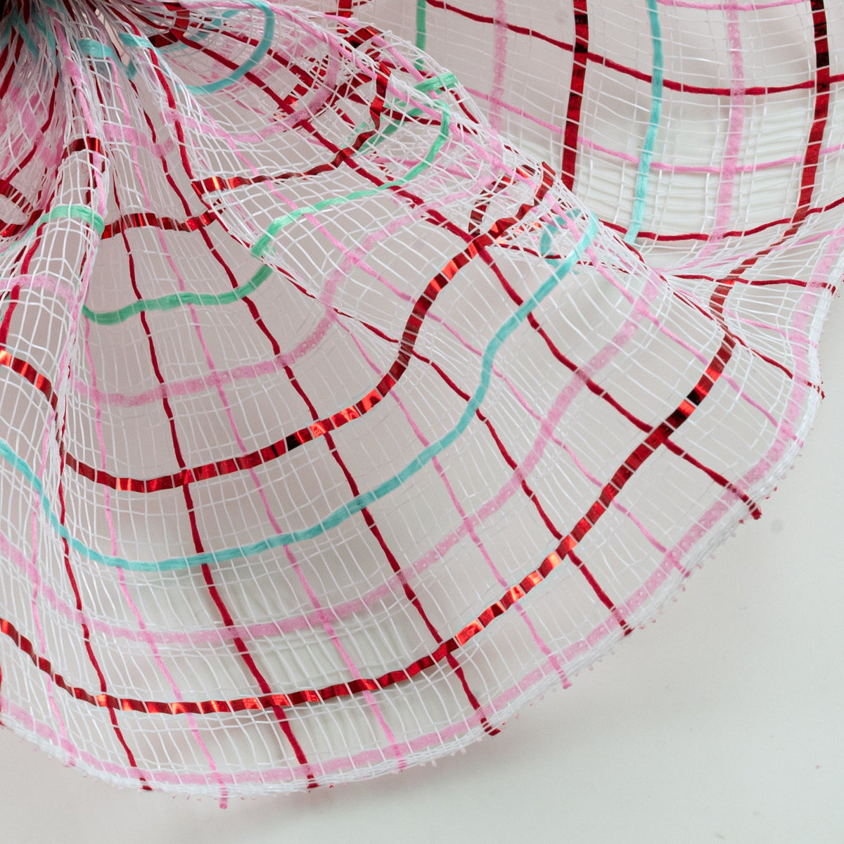10" Tweed Metallic Mesh: Pink, Red, Aqua & Mint Lifestyle Photo