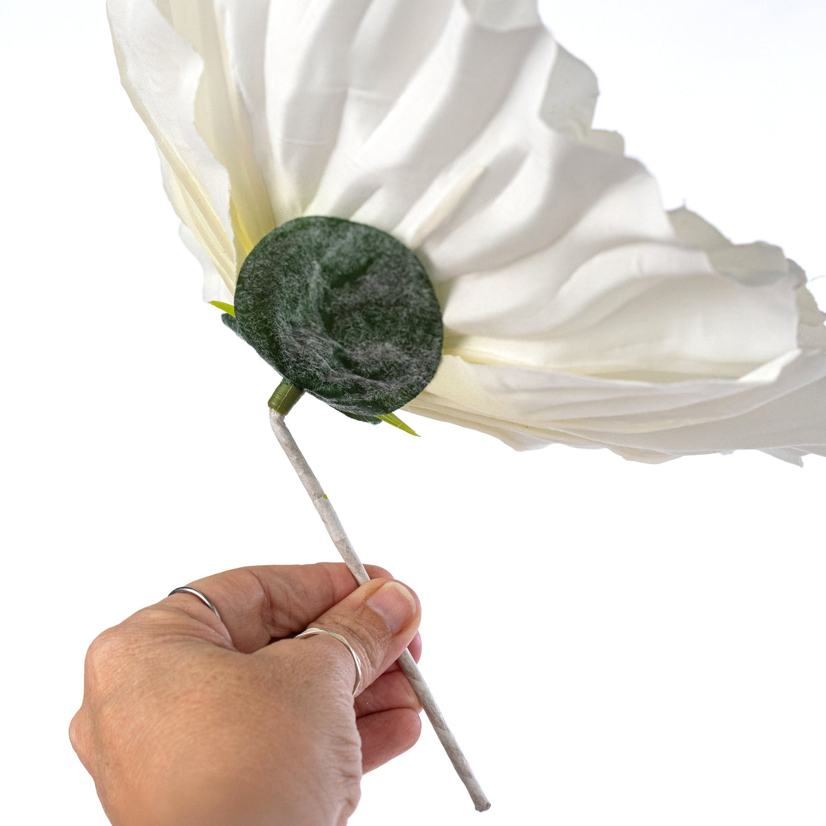 11" Oversized Poppy Head: Cream detail photo 3