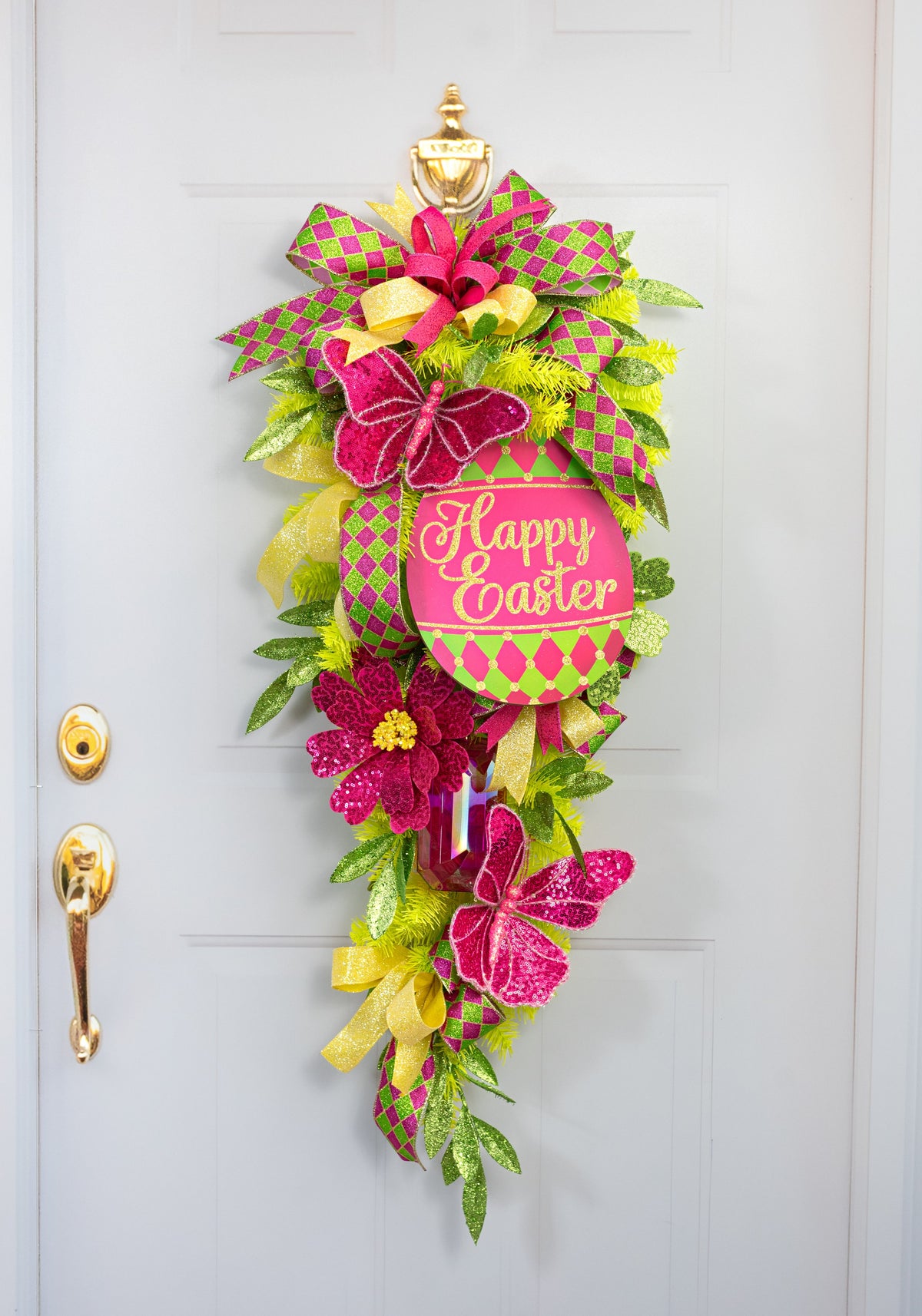 12" Wooden Egg Sign: Glittered Harlequin Happy Easter detail photo 4