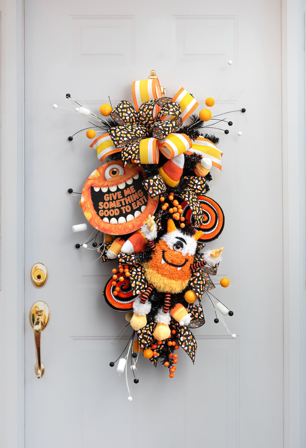 15" Plush Candy Corn Halloween Monster Wreath Decor detail photo 4