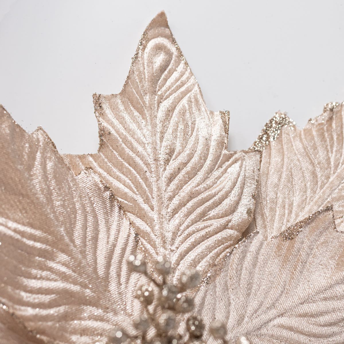 20" x 21" Jumbo Velvet Poinsettia Stem: Champagne Gold detail photo 4