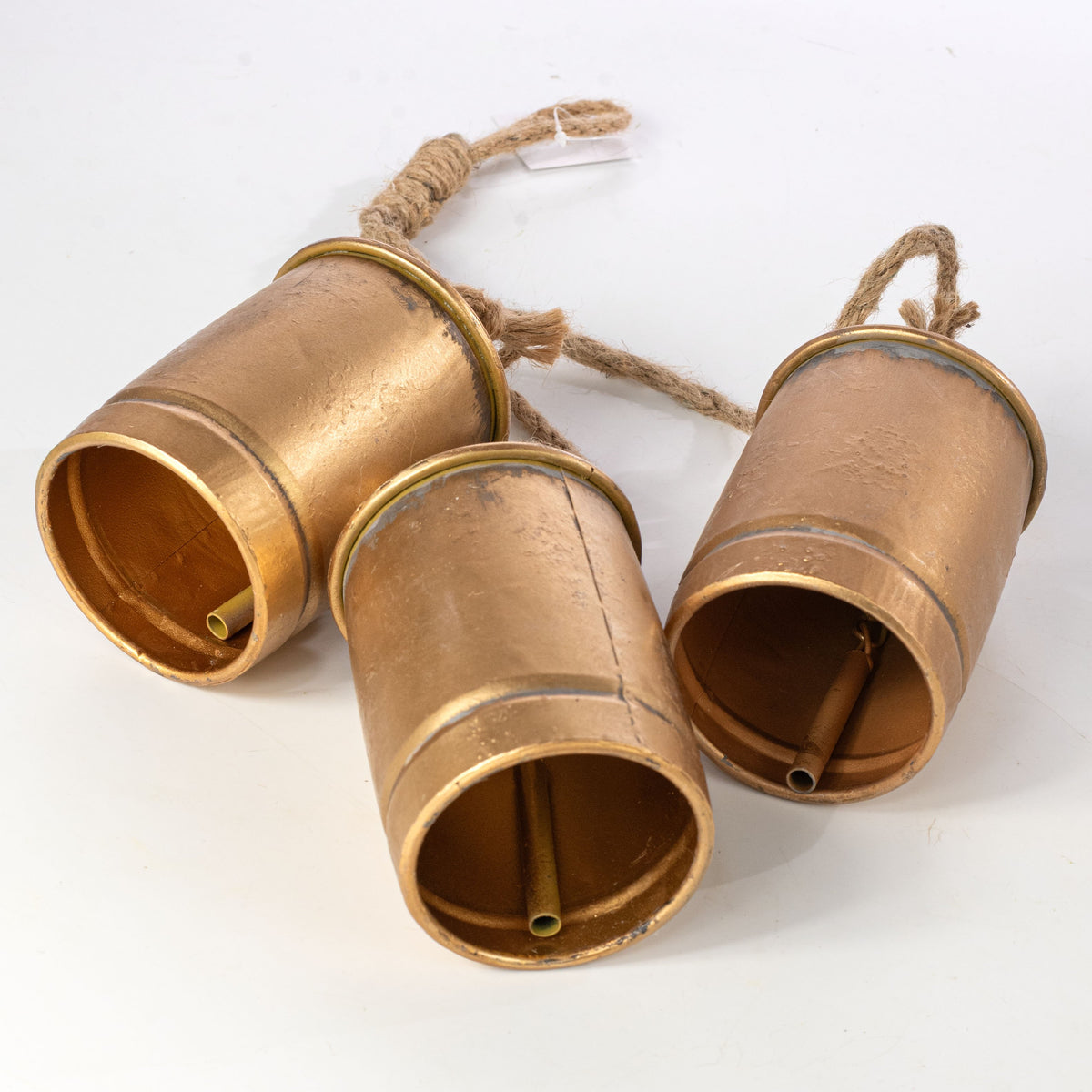 23" Hanging Barrel Bell Ornament Cluster: Antique Gold detail photo 5