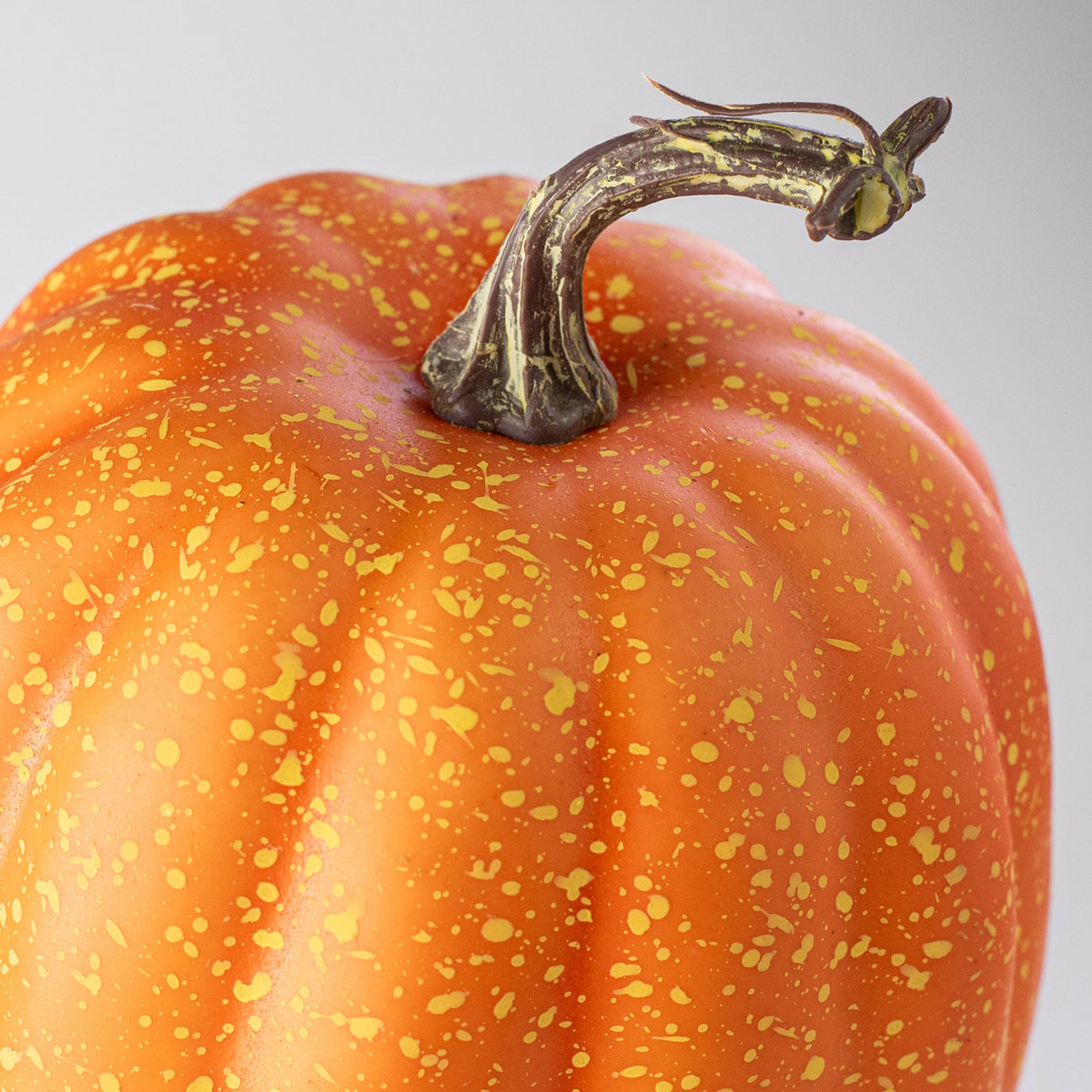 6.5" Artificial Pumpkins: Orange (Set of 2) detail photo 3