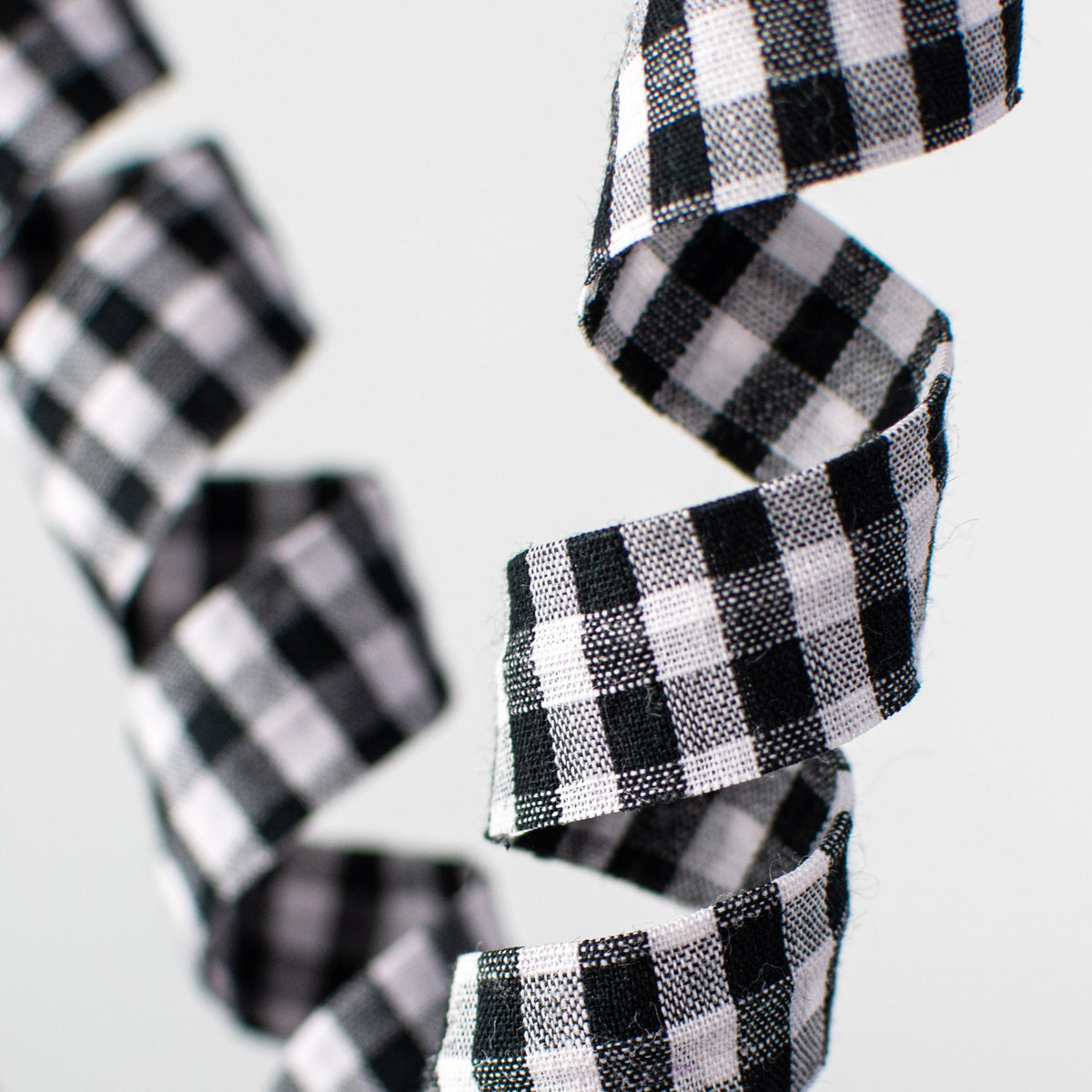 16" Check Curly Pick: Black & White Lifestyle Photo
