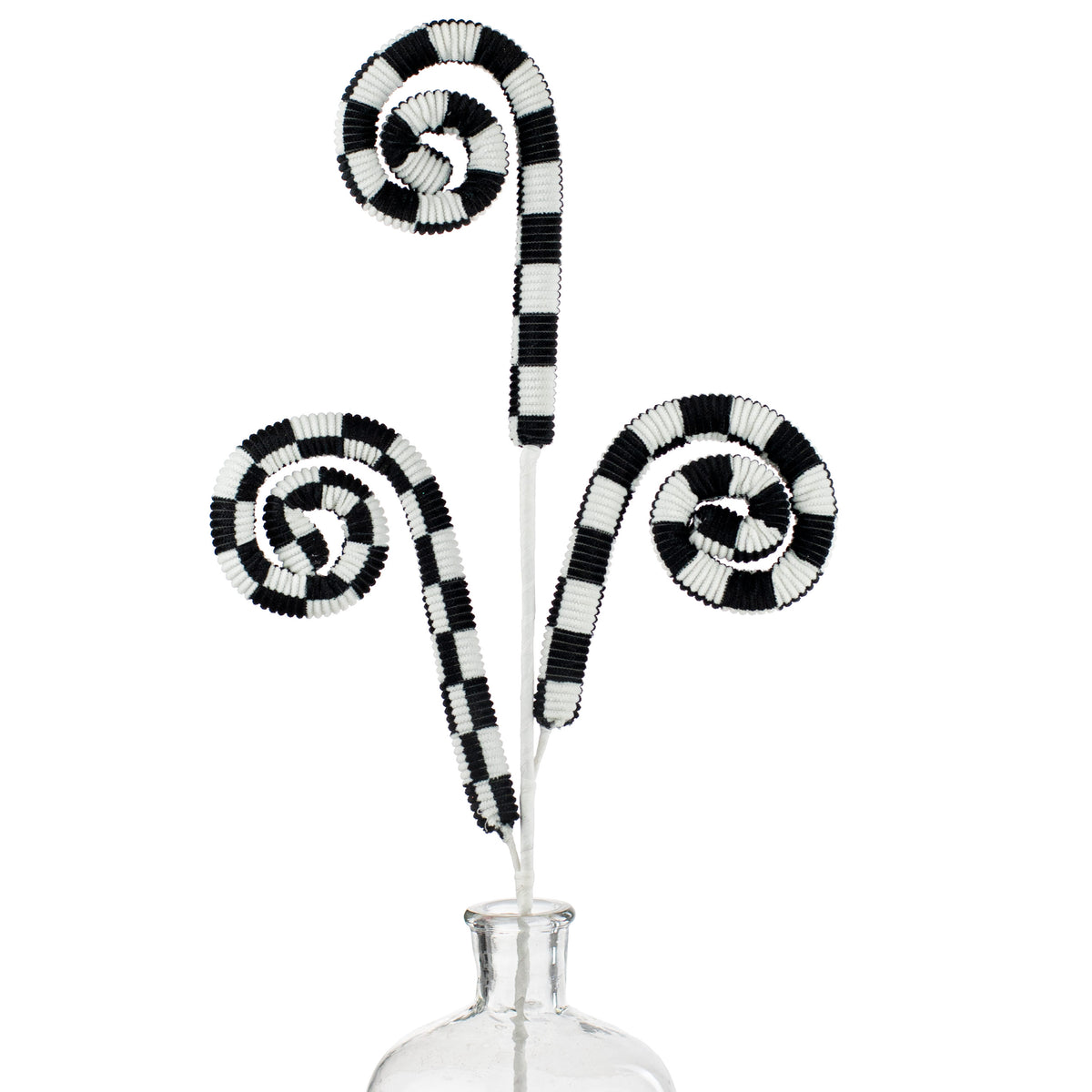 28" Checker Curly Spray: Black & White Item Number: 63407BKWT