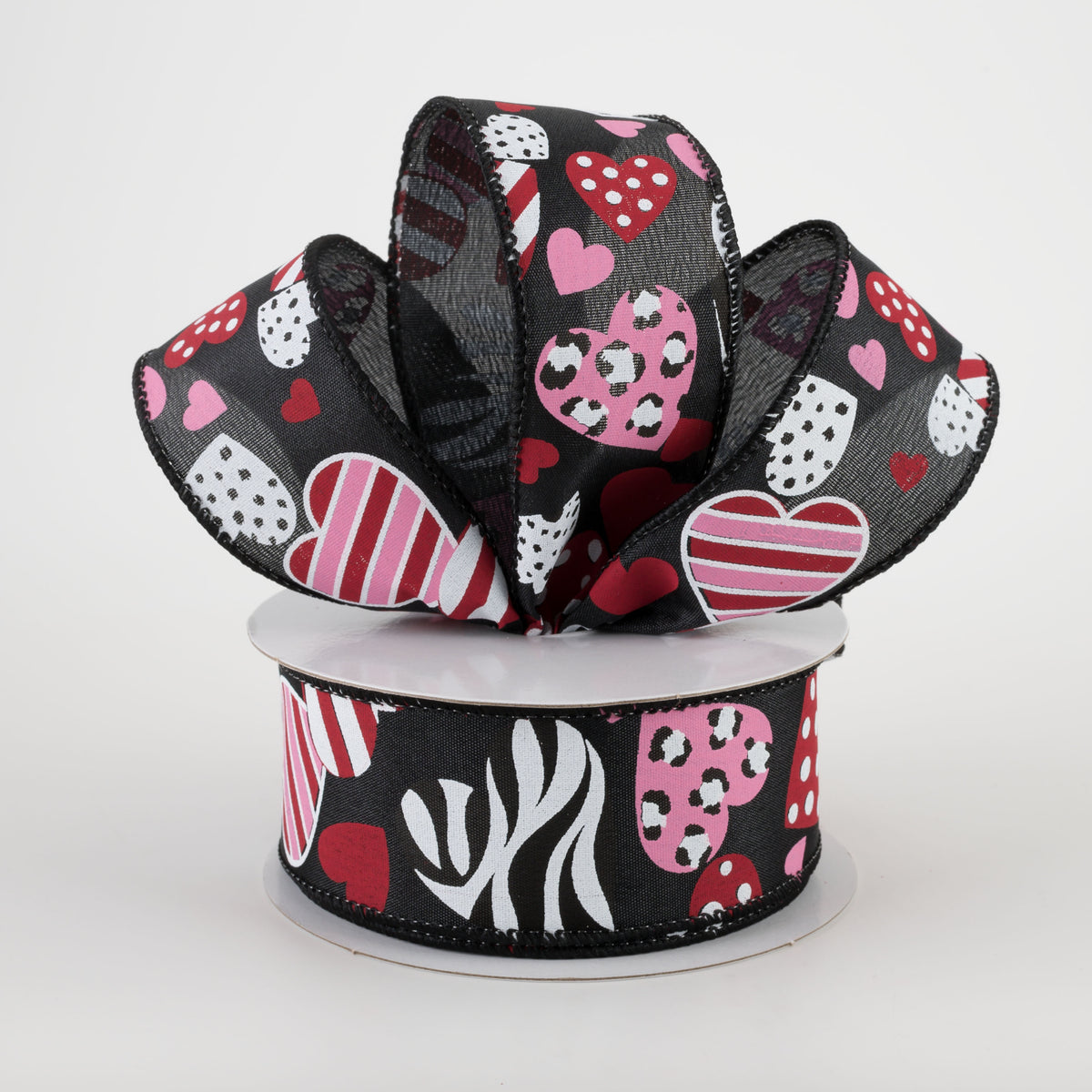 1.5" Cheetah, Zebra, Dot, Stripe Hearts Ribbon: Black (10 Yards) Lifestyle Photo