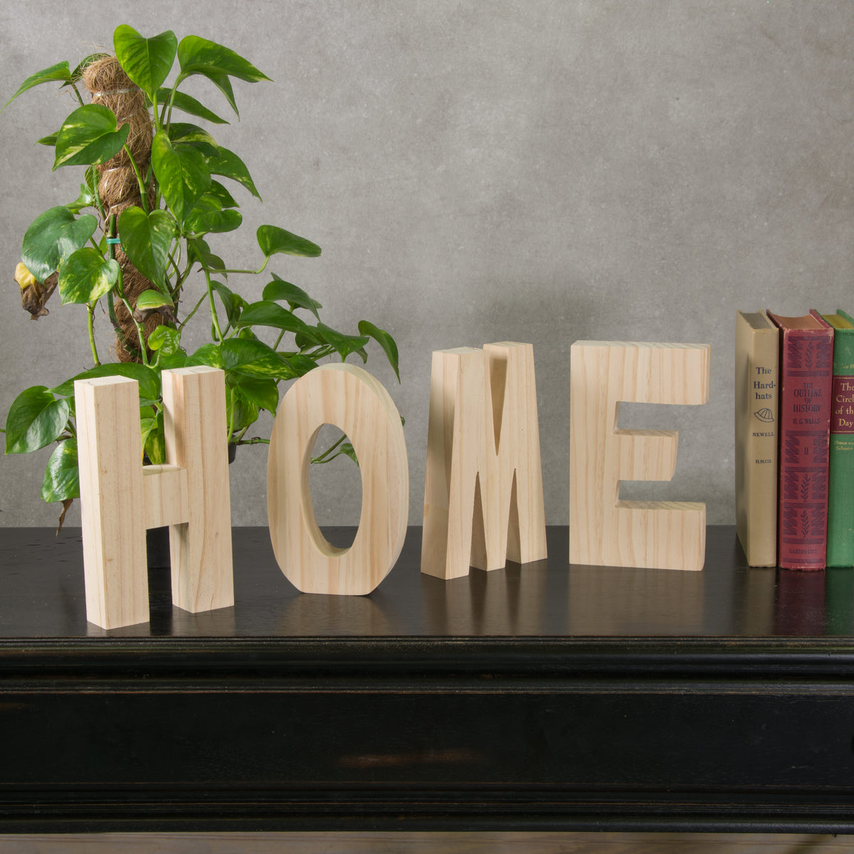 7.75" Chunky Wooden Letter: I detail photo 3