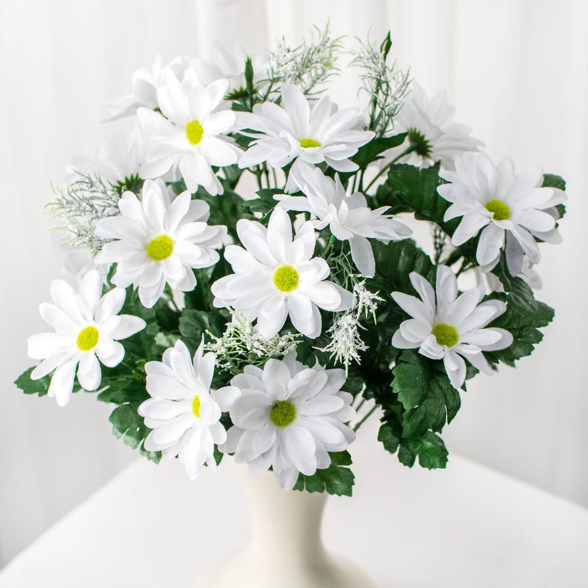 17" Colorfast Daisy Mix Bush: White Item Number: 30160WT