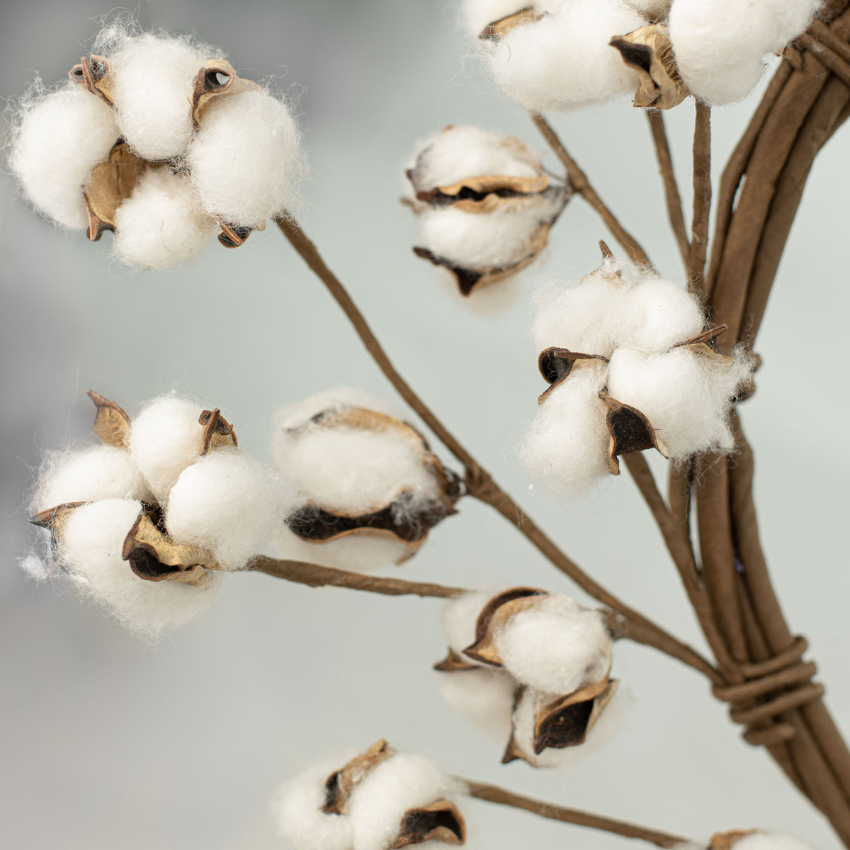 22" Cotton Ball Wreath Lifestyle Photo