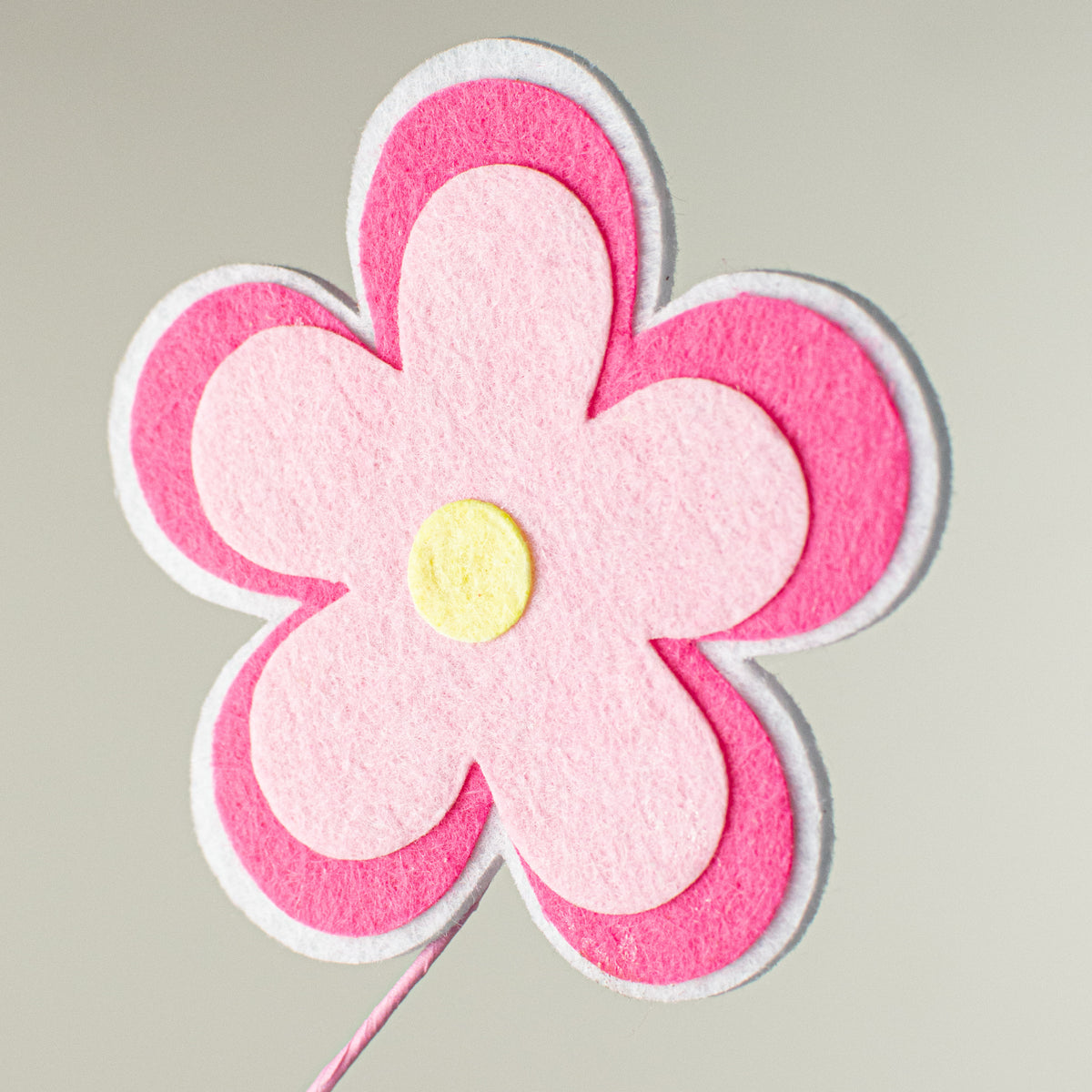 26" Daisy Felt Cutout Spray Lifestyle Photo