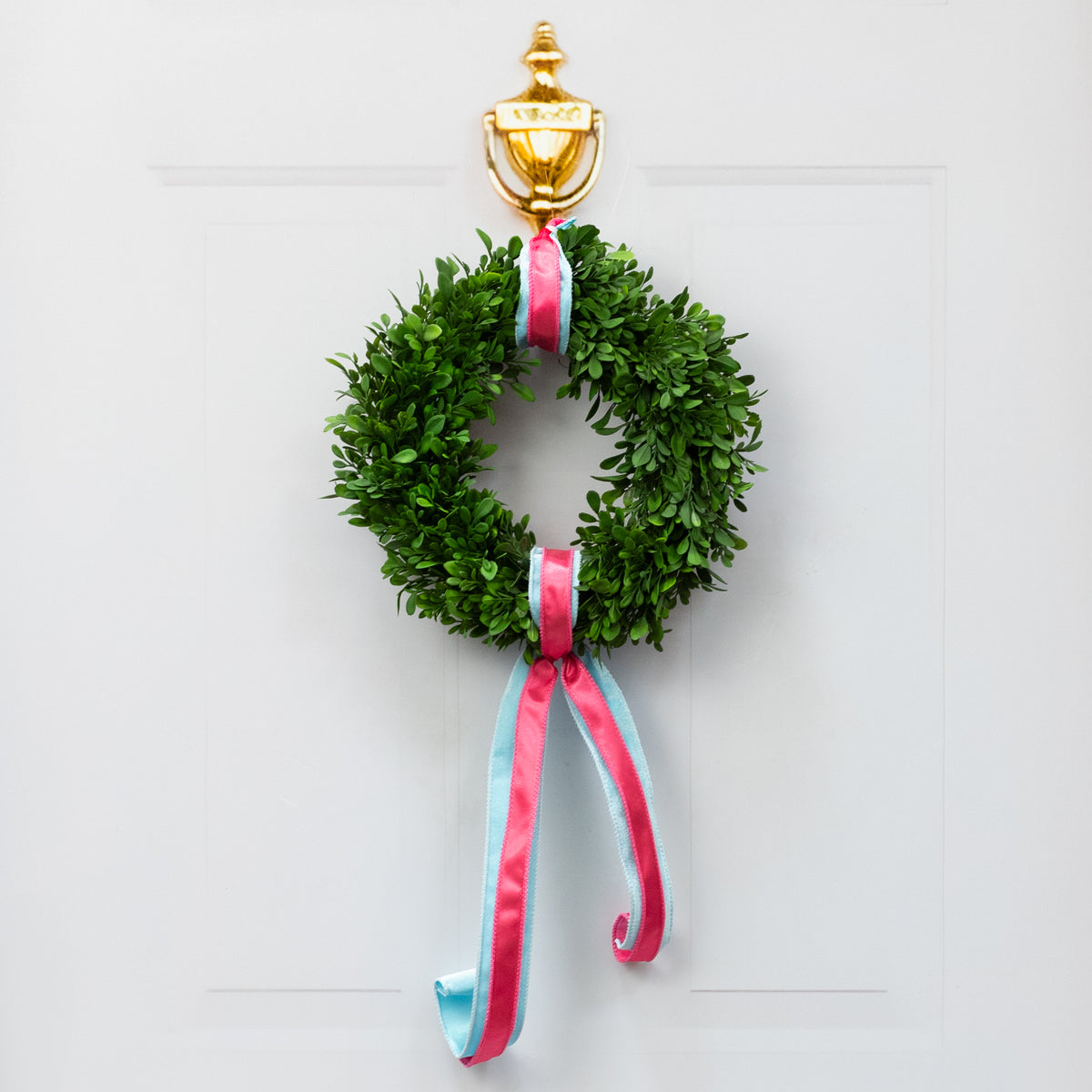 12" Evergreen Boxwood Wreath on Twig Frame Lifestyle Photo