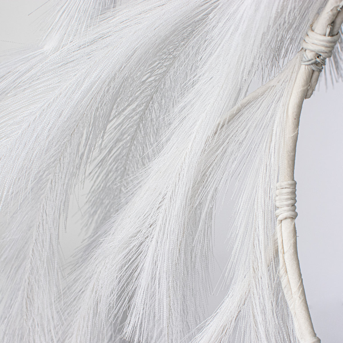 26" Fabric Pampas Grass Wreath: White detail photo 3