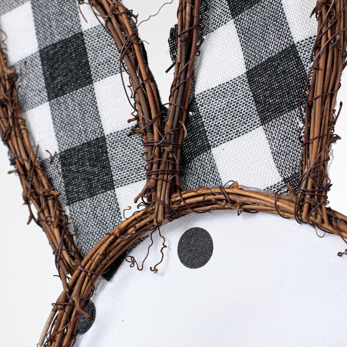 21" Grapevine Hanger: Black & White Polka Dot Check Bunny Rabbit detail photo 3