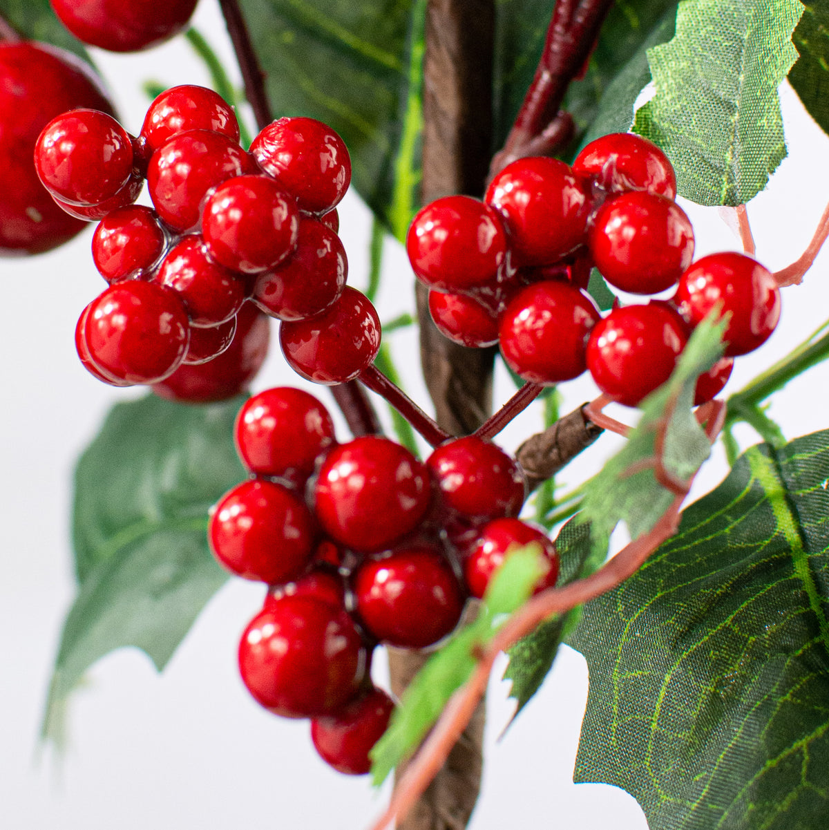 15" Holly Berry Pick: Red detail photo 4