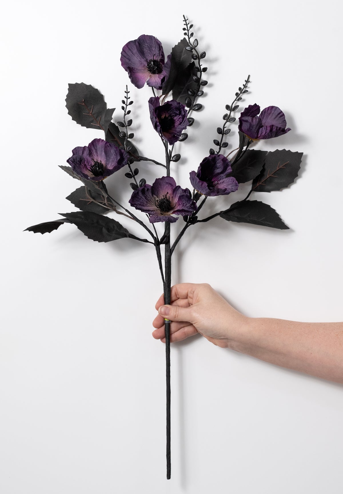 25" Poppy & Fern Spray: Dark Purple & Black