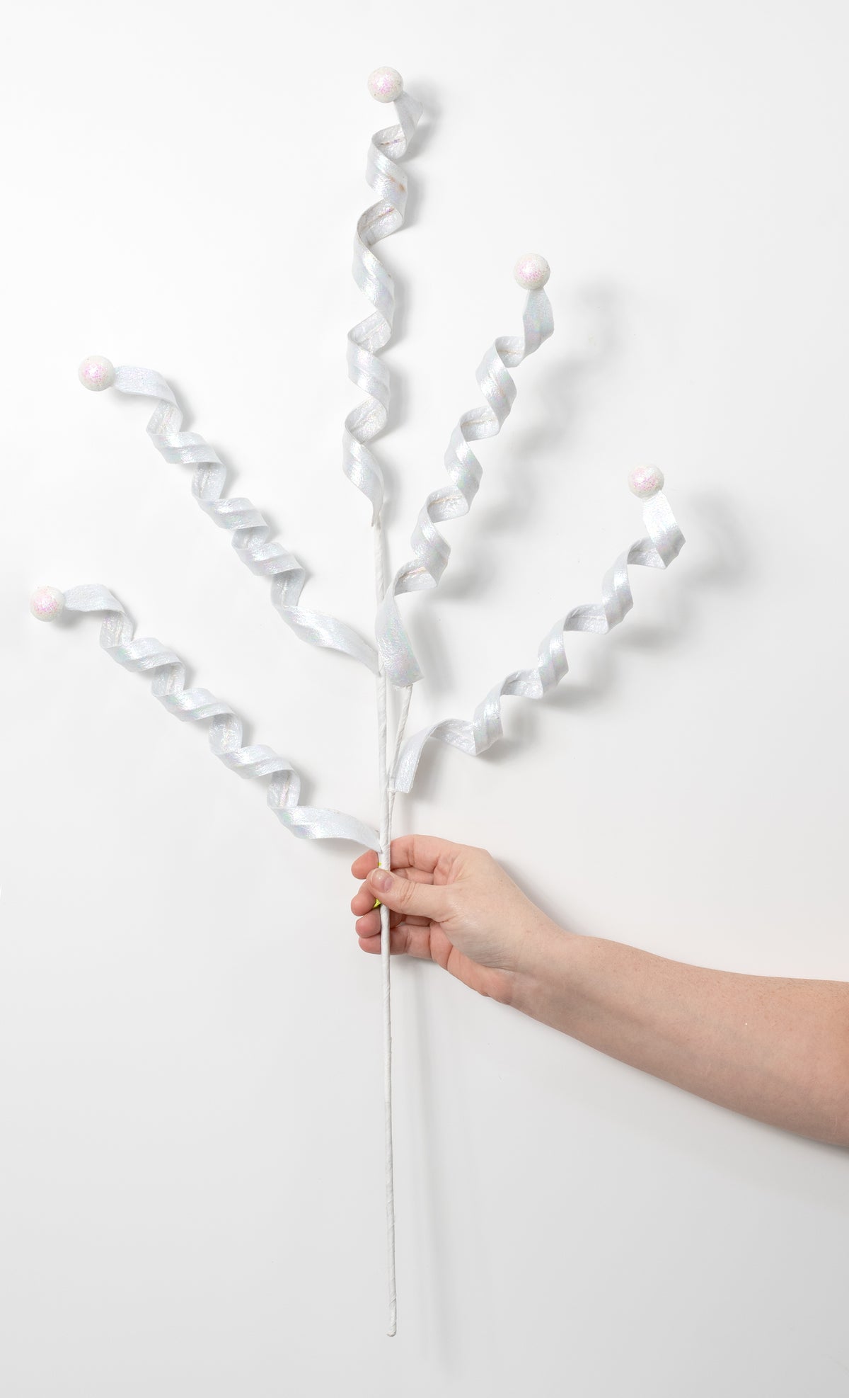 30" Glossy Frizzy Curly Ball Spray: Iridescent White