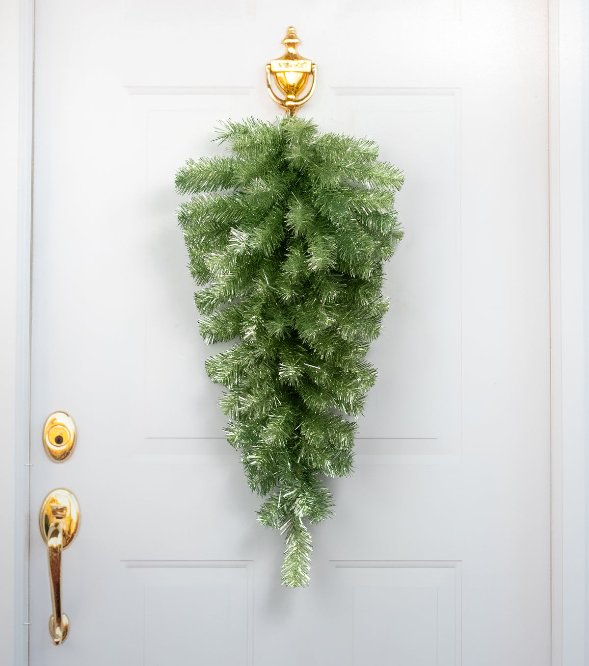 30" Tinsel Pine Teardrop: Fresh Pine Green