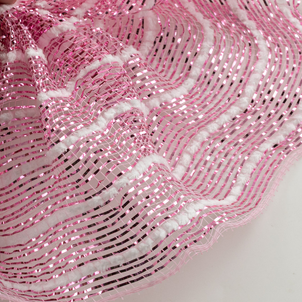 10" Heavy Metallic Snow Mesh: Pink