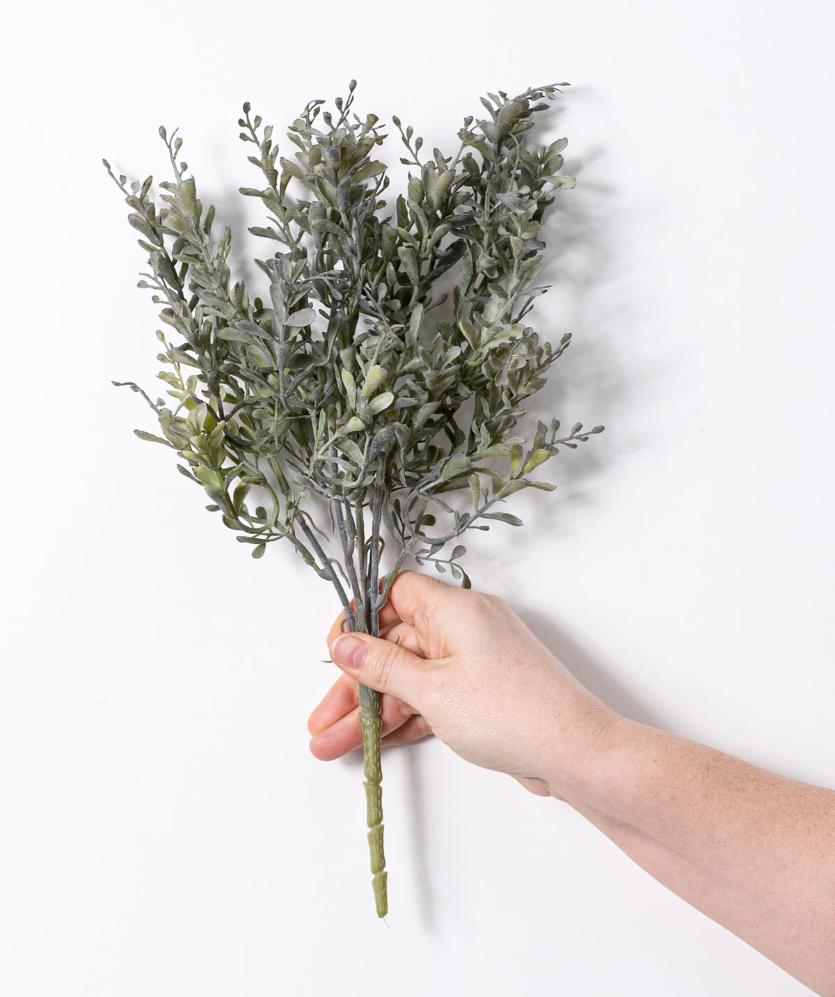 15" Mini Tea Leaf Bush: Dusty Green (5 Stem)