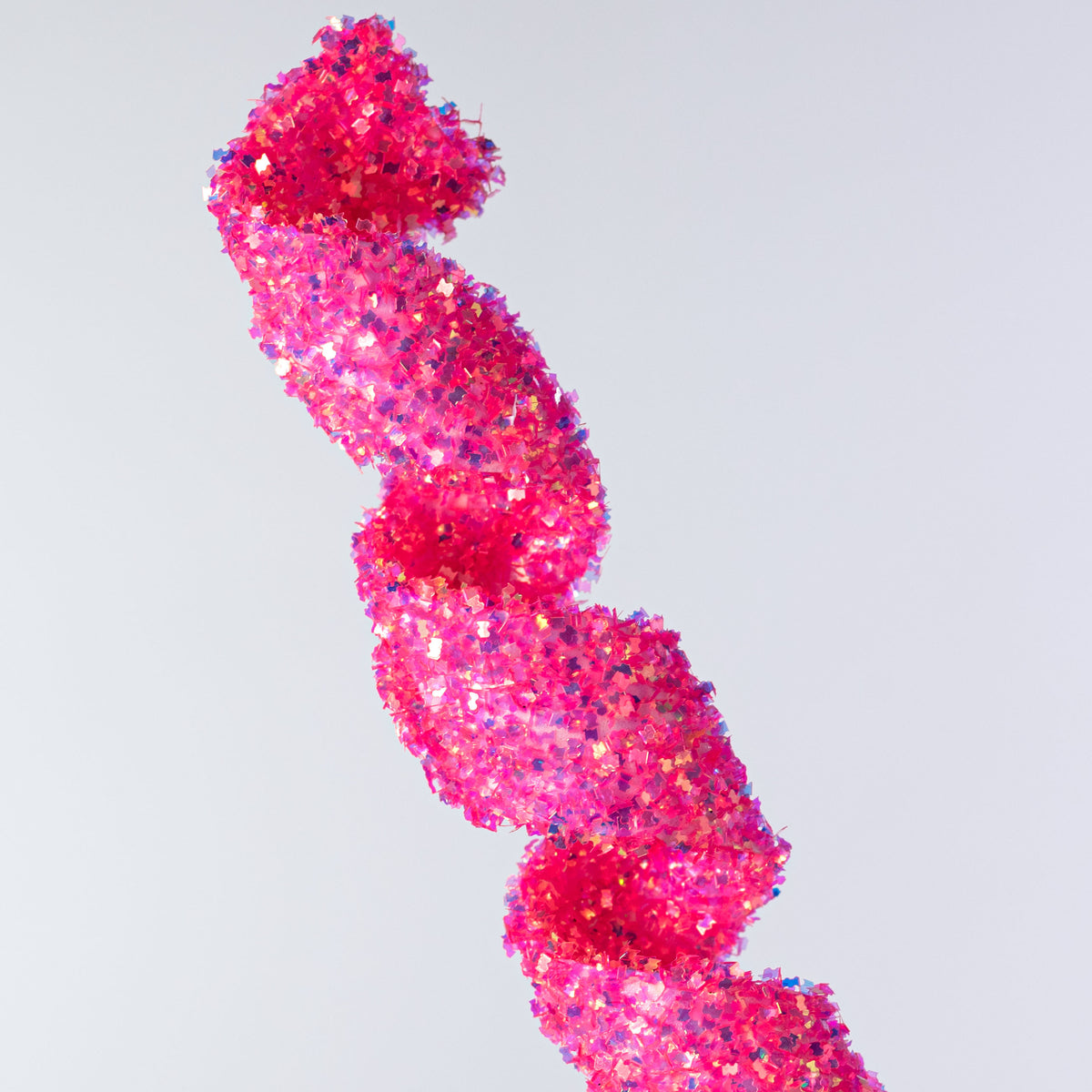 29" Frizzy Curly Spray: Iridescent Hot Pink