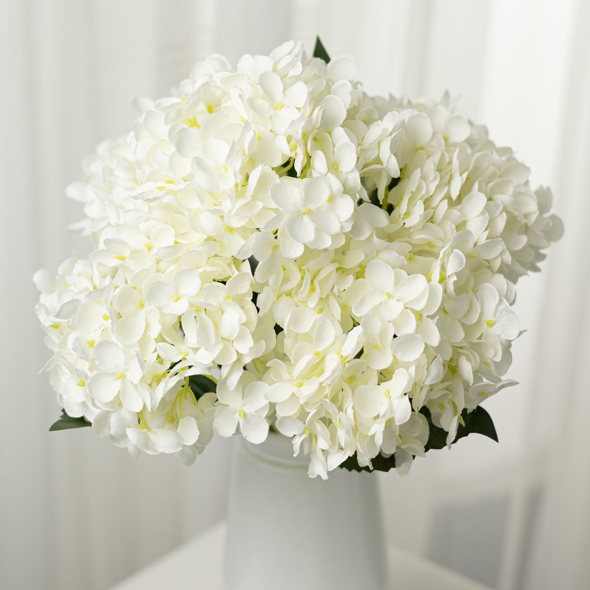 19" Hydrangea Bush: Cream (5 Stem)