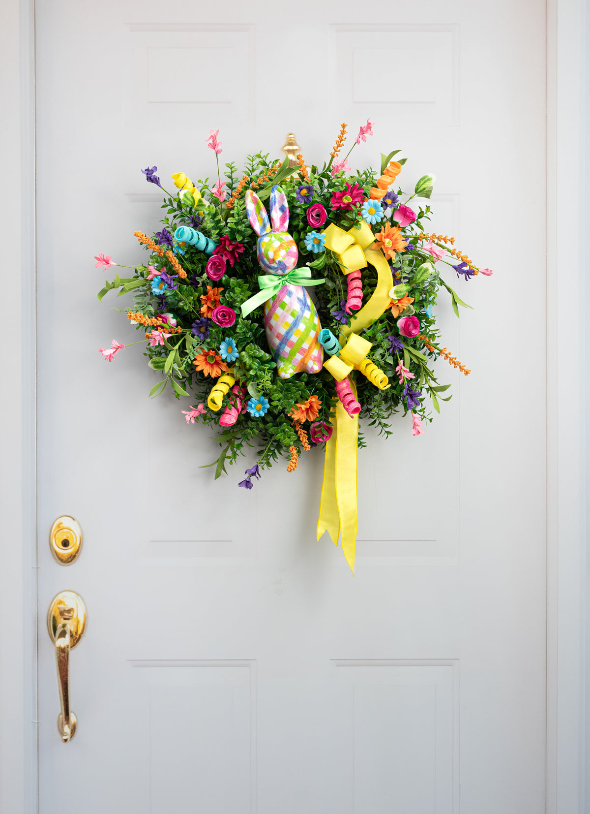 12" Modern Bunny Decor: Spring Plaid