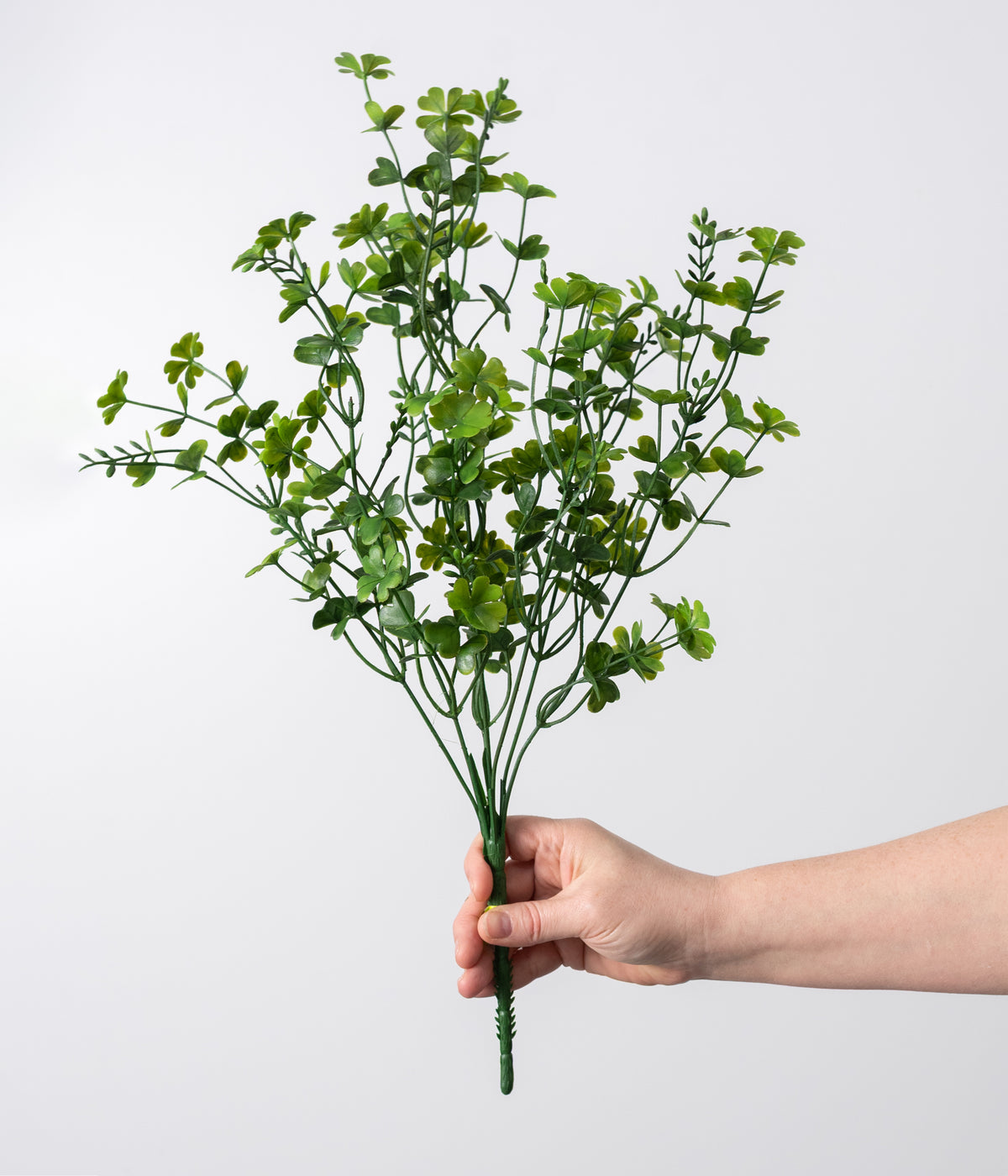 21" Plastic Clover Leaves Bush (7 Stem)