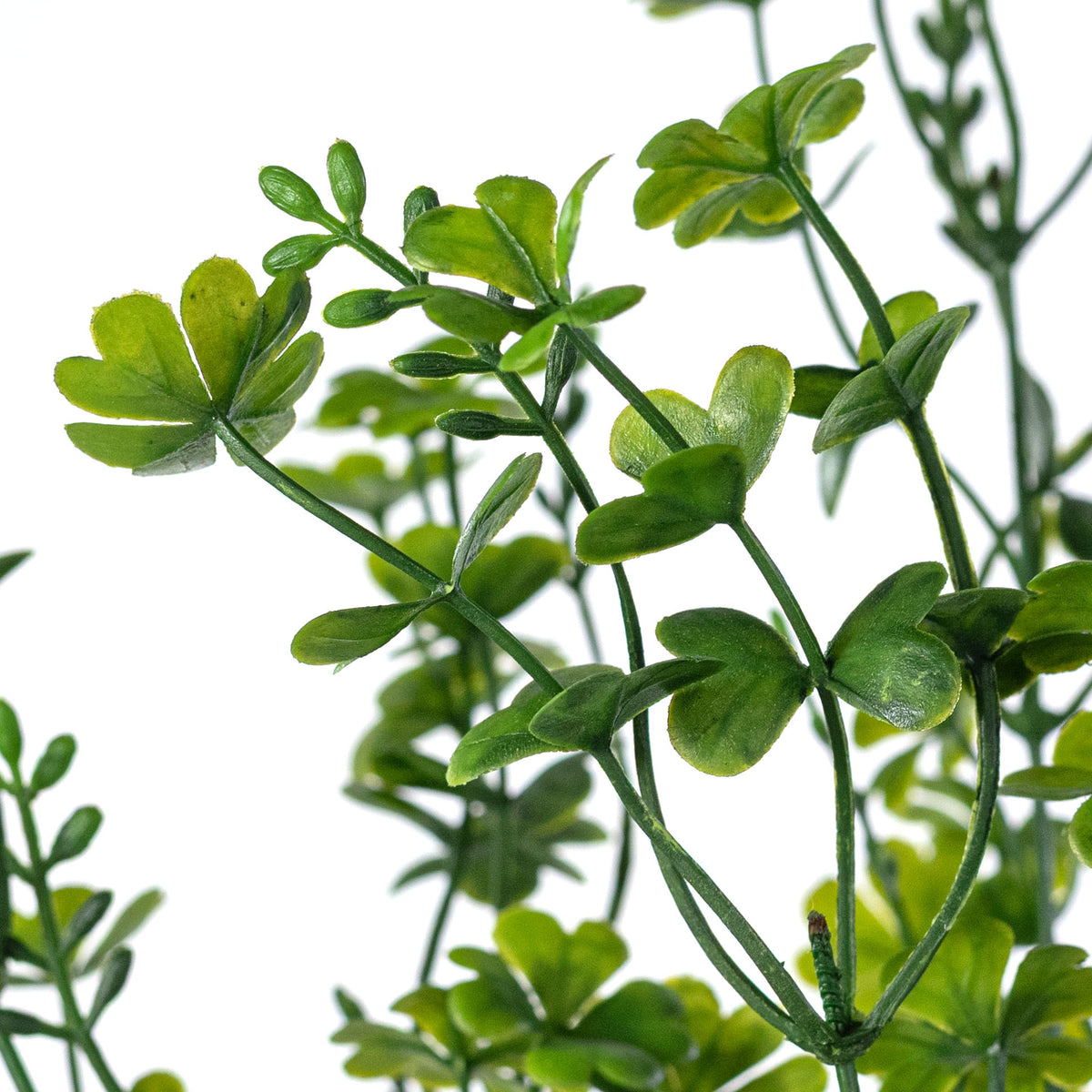 21" Plastic Clover Leaves Bush (7 Stem)