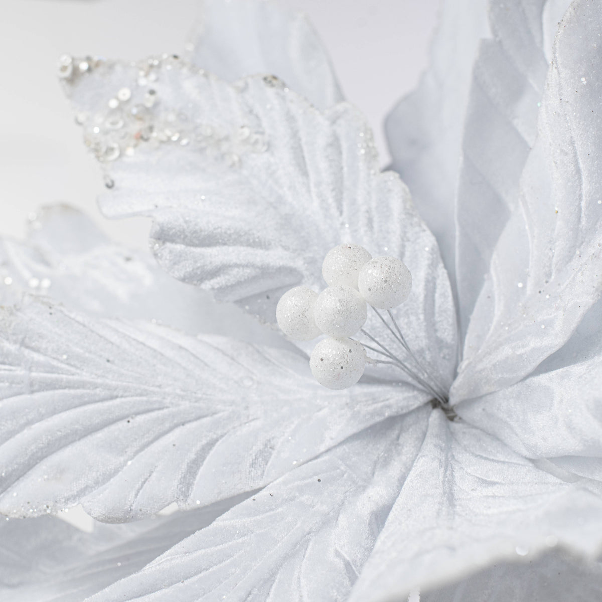 19" x 25" Jumbo Deluxe Velvet Poinsettia Stem: White detail photo 5