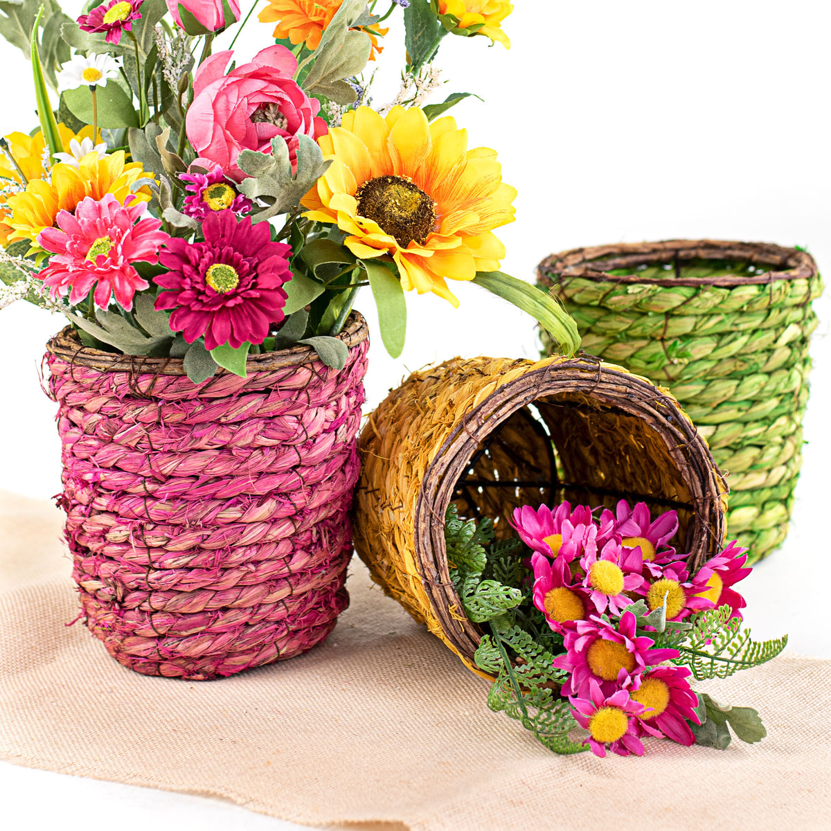 7" Jute Basket: Pink Lifestyle Photo