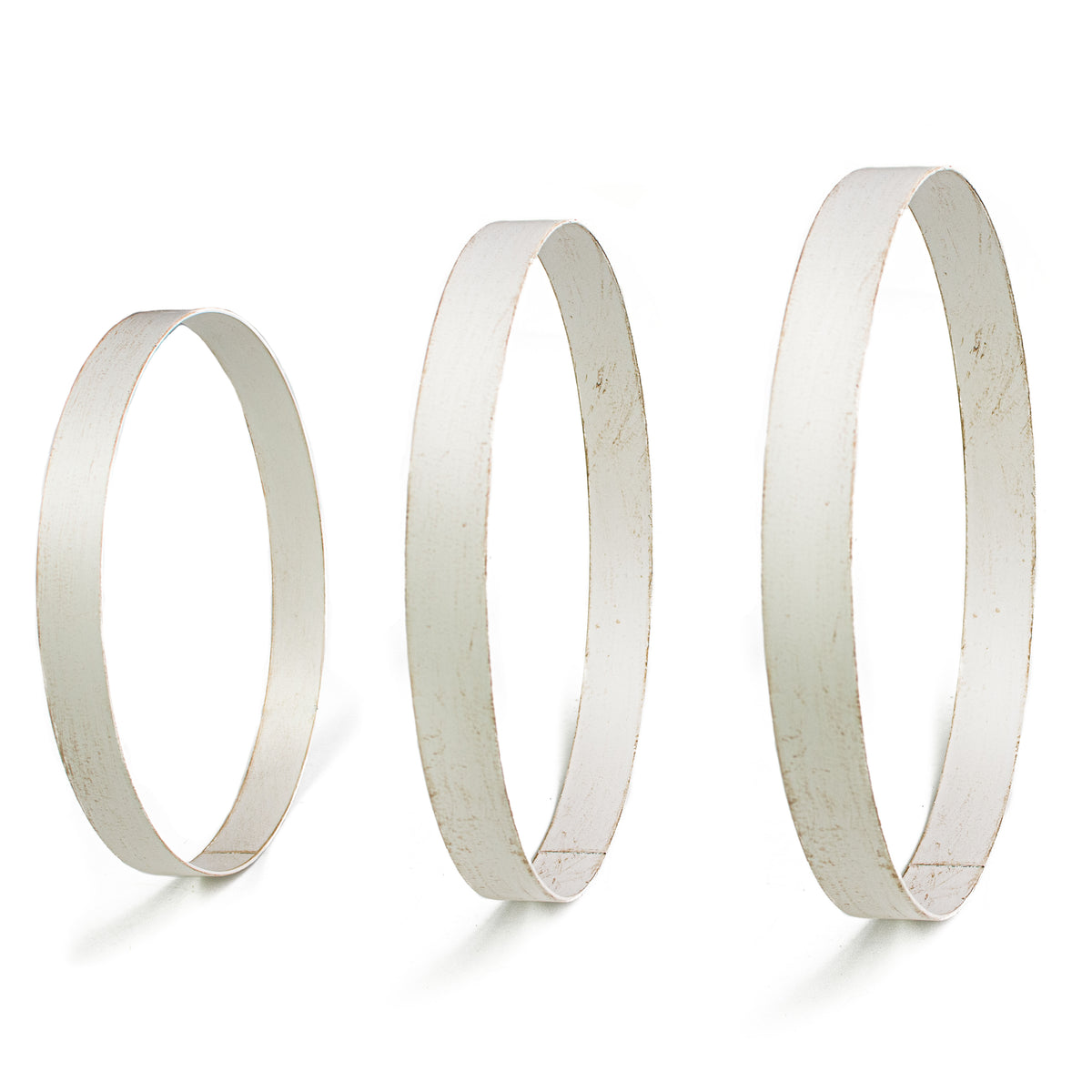 9.75-12" Metal Wreath Ring: Antique White (Set of 3) Item Number: MD0684K6