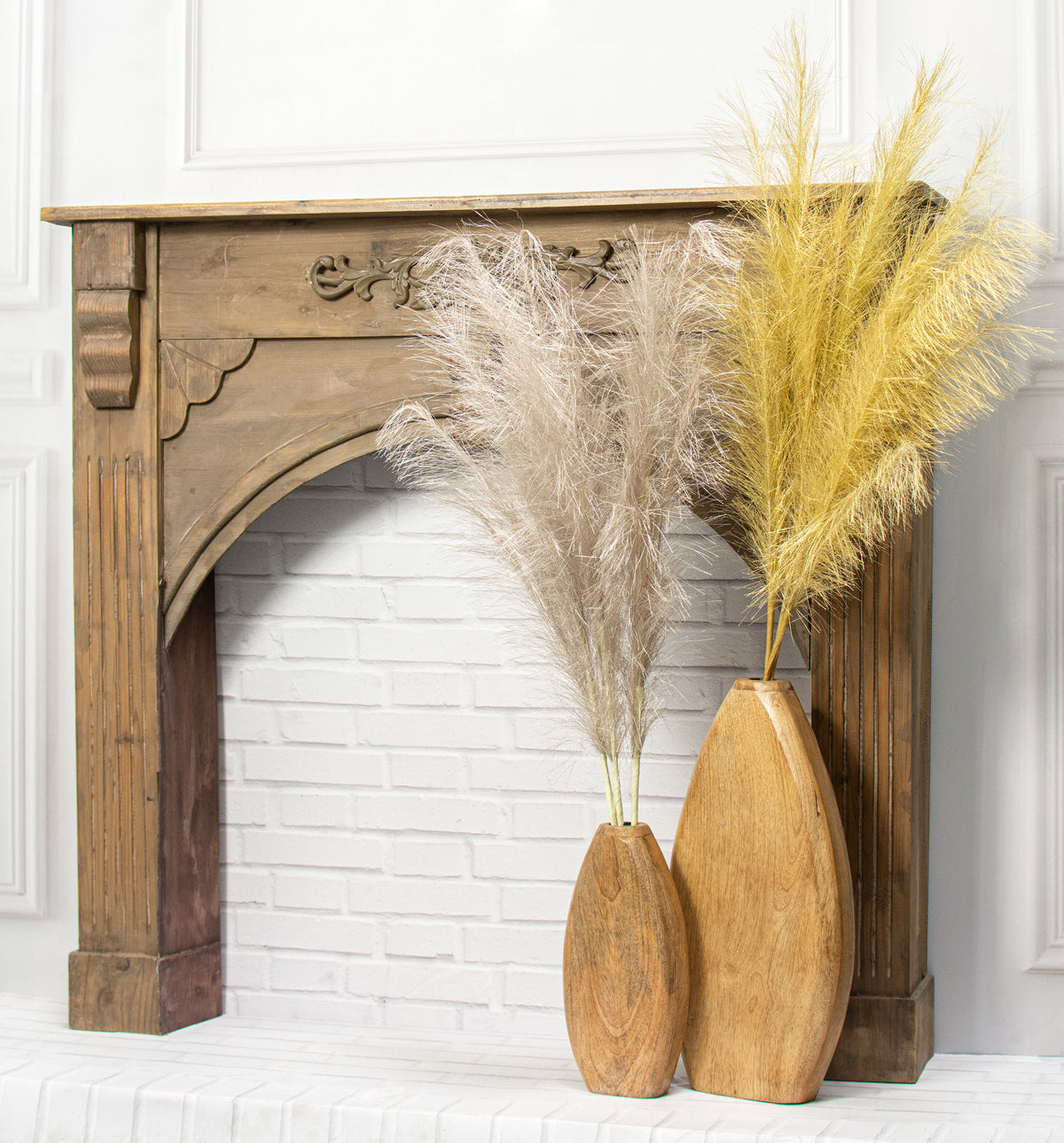38" Metallic Pampas Grass Spray: Champagne detail photo 3