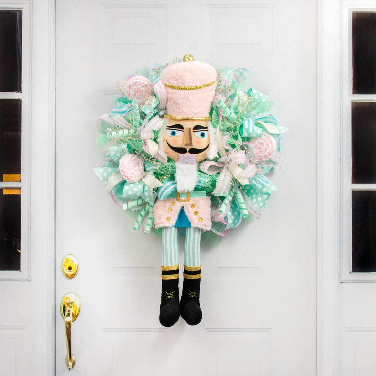 Pastel Nutcracker Wreath Accent detail photo 4