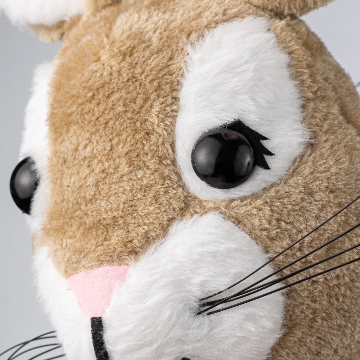 Plush Brown Bunny Head & Paws Wreath Decor Kit (3 Pieces) detail photo 3