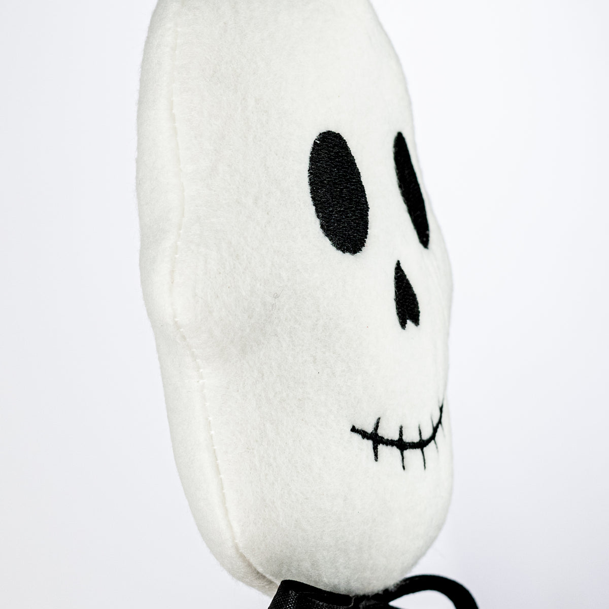 14" Plush Skull Face Pick Lifestyle Photo