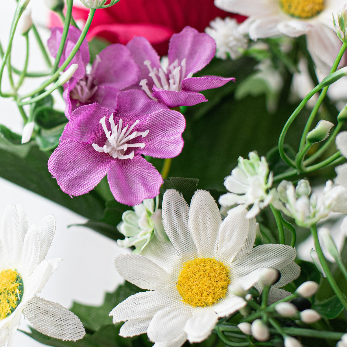18" Rose & Daisy Bush: Lavender & Fuchsia detail photo 4