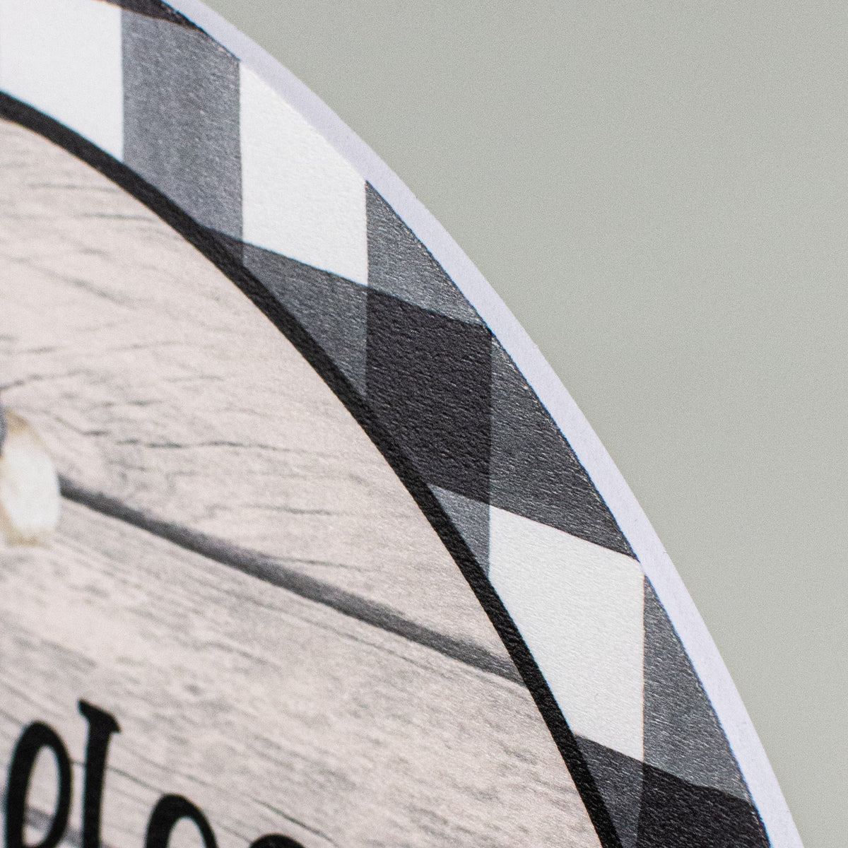 9.4" Round Waterproof Sign: Welcome Ladybug Gnome detail photo 3