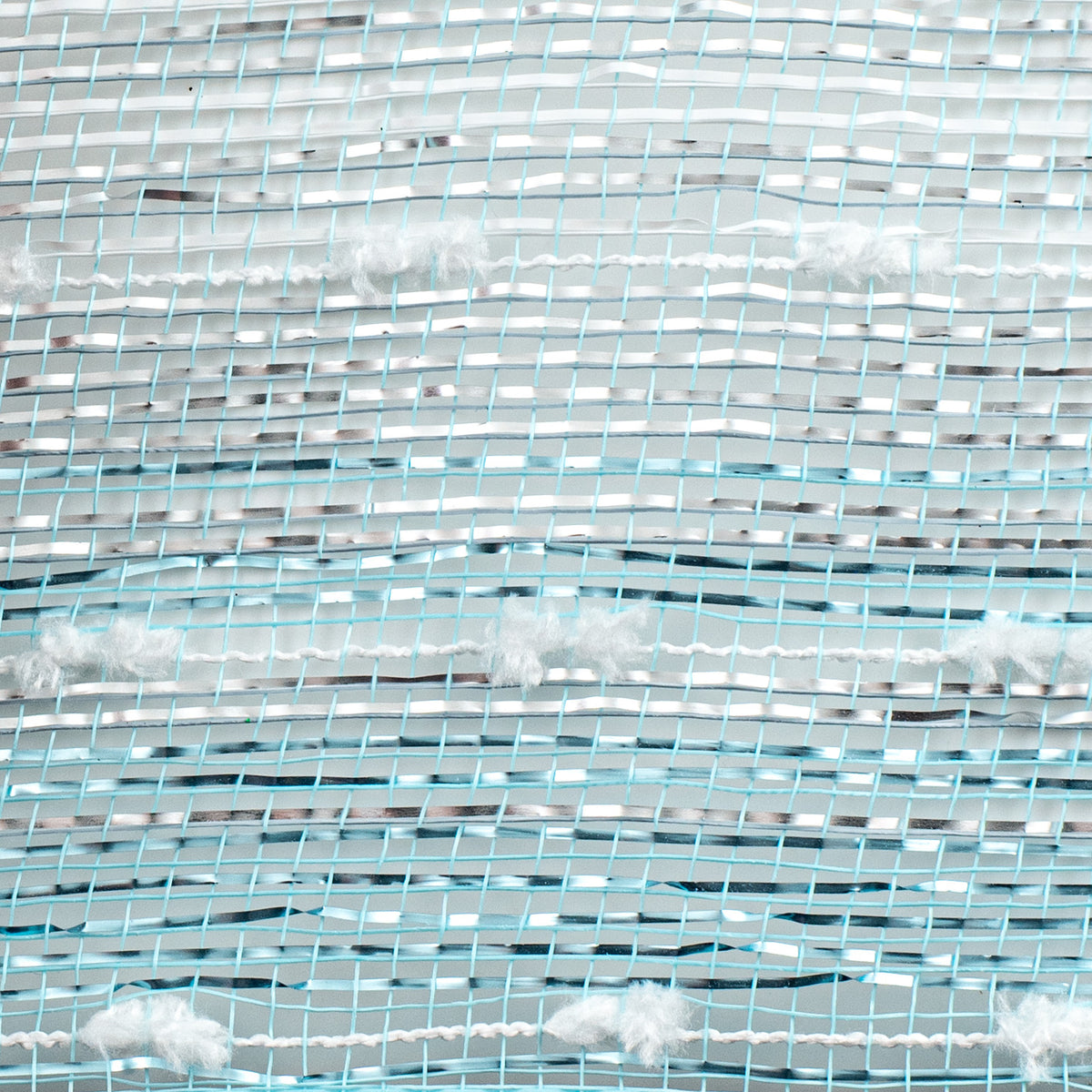 10" Snowball Matte Ombré Mesh: White, Silver, Ice Blue detail photo 3