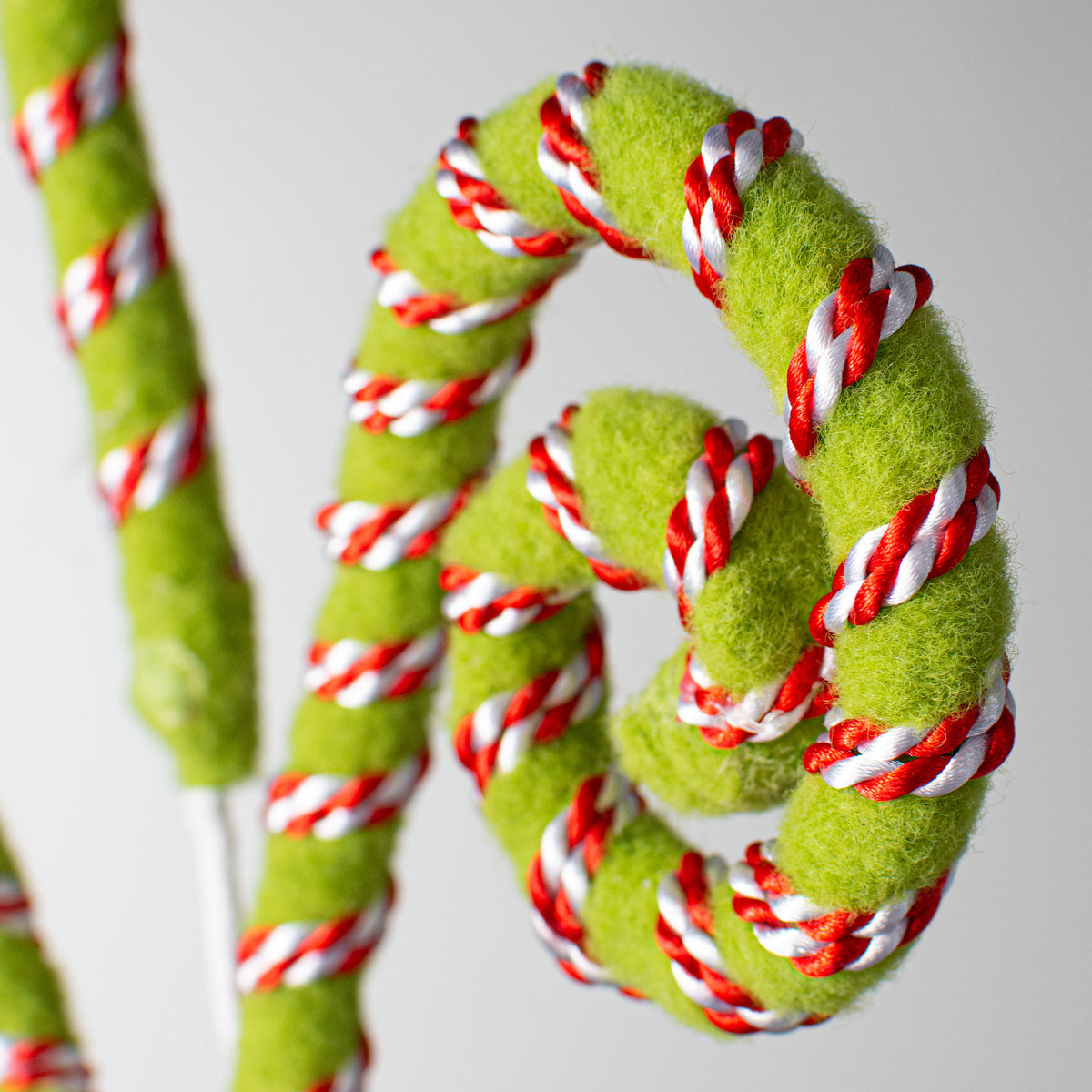 28" Stripe On Felt Spiral Curly Spray: Red, White, Green Lifestyle Photo