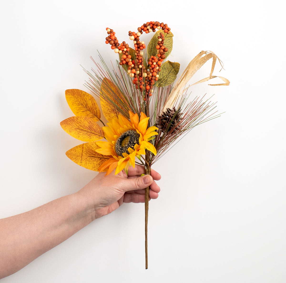 18" Sunfloweer, Berries & Fall Pine Pick detail photo 3