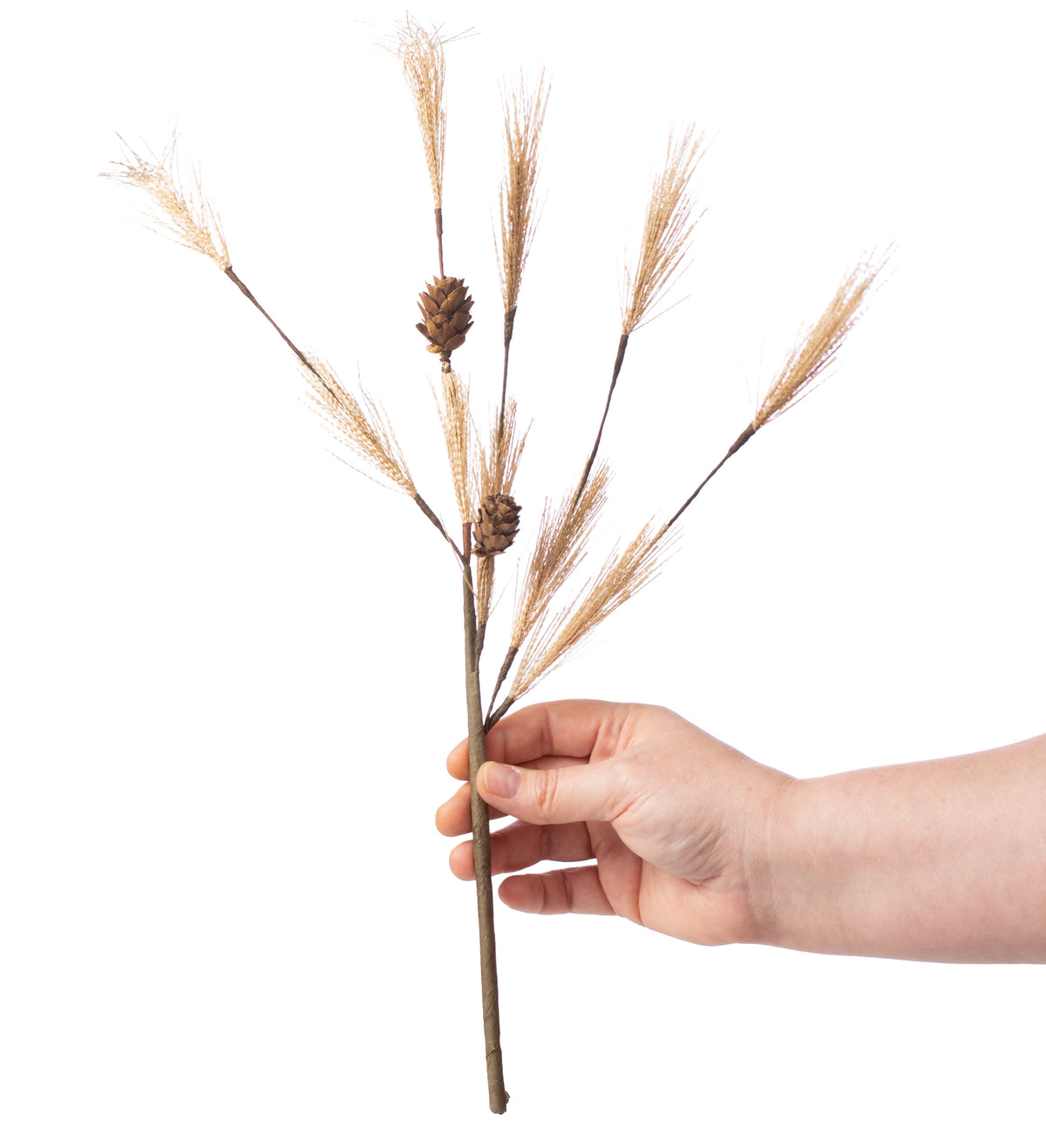16" Tea Stain Grassy Needle Pine Pick Lifestyle Photo