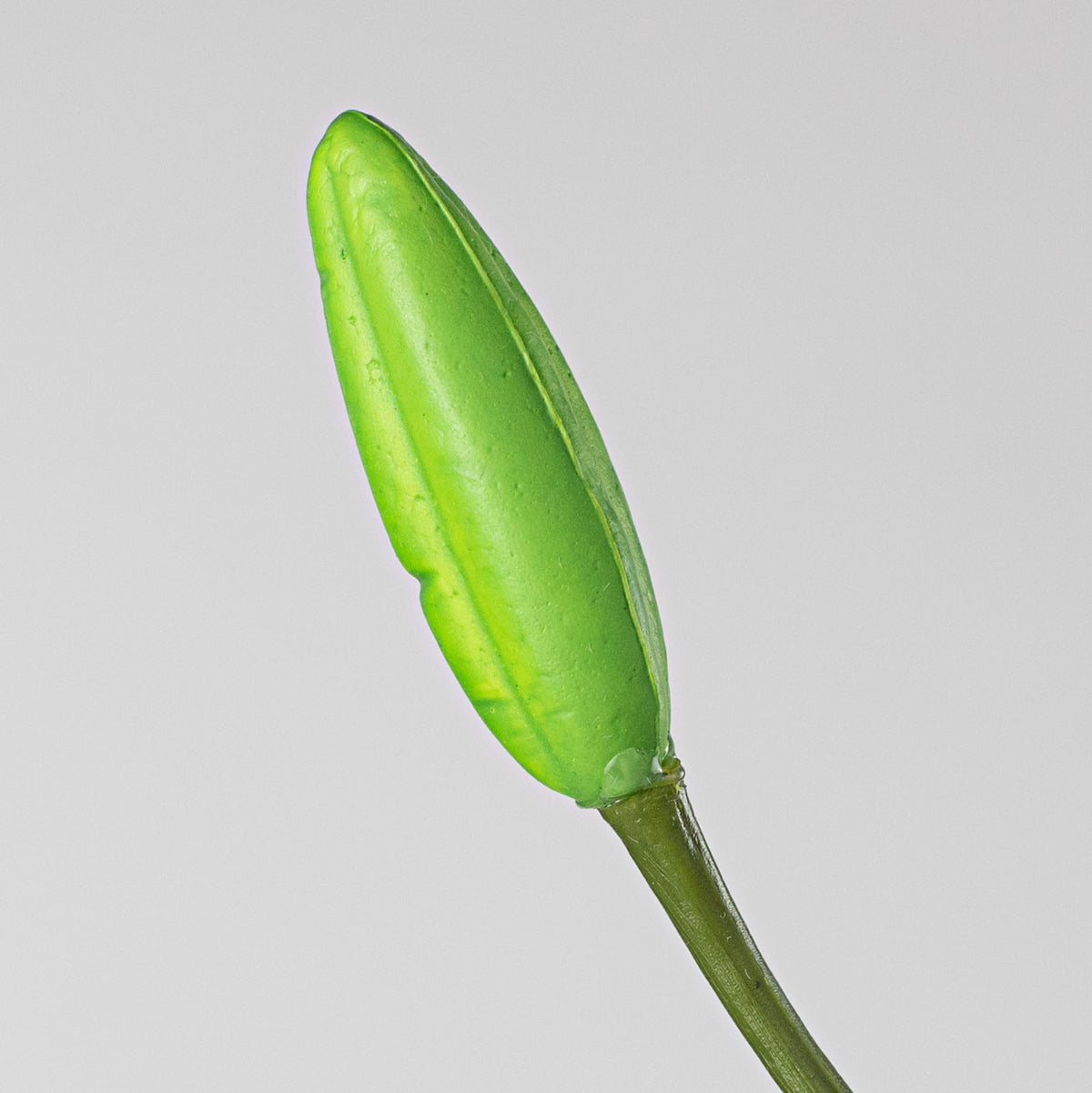 24" Tiger Lily Spray detail photo 4