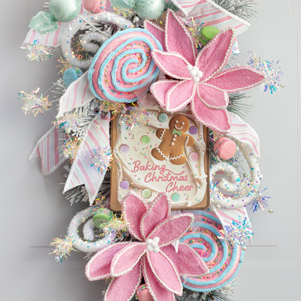 5' Tinsel Clusters & Pearls Garland: Iridescent Clear Lifestyle Photo