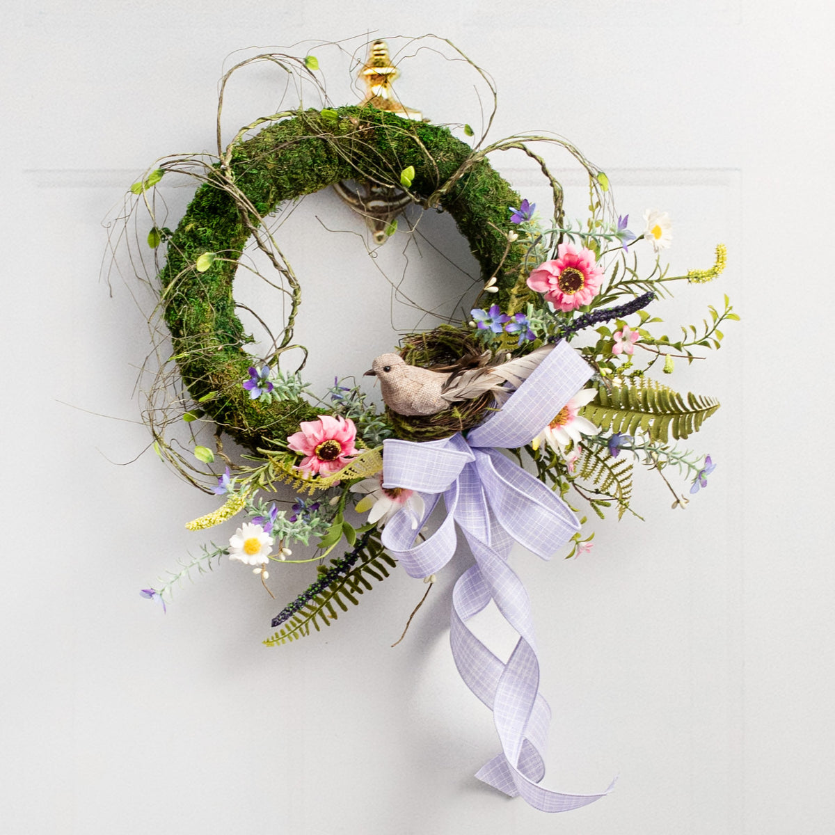 52" Twig Vine with Leaves Garland Lifestyle Photo
