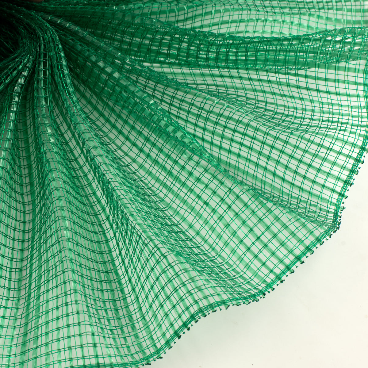 10" Wide Strip Mesh: Emerald Green Lifestyle Photo