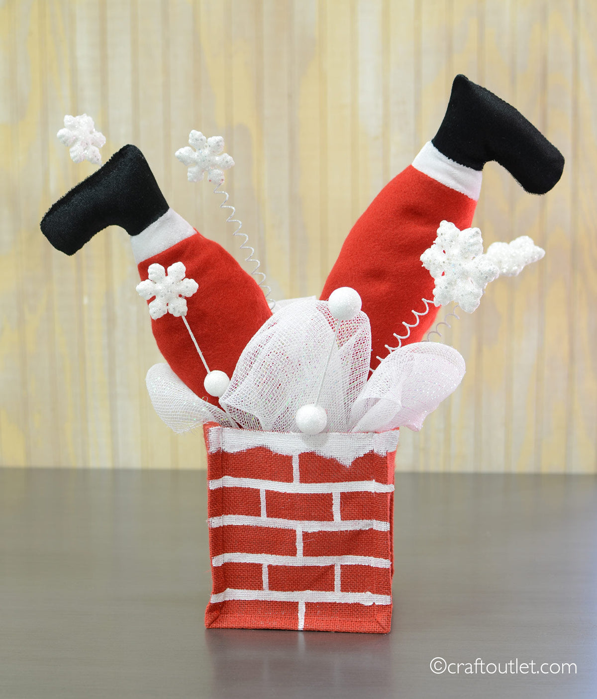 Stuck Santa Centerpiece