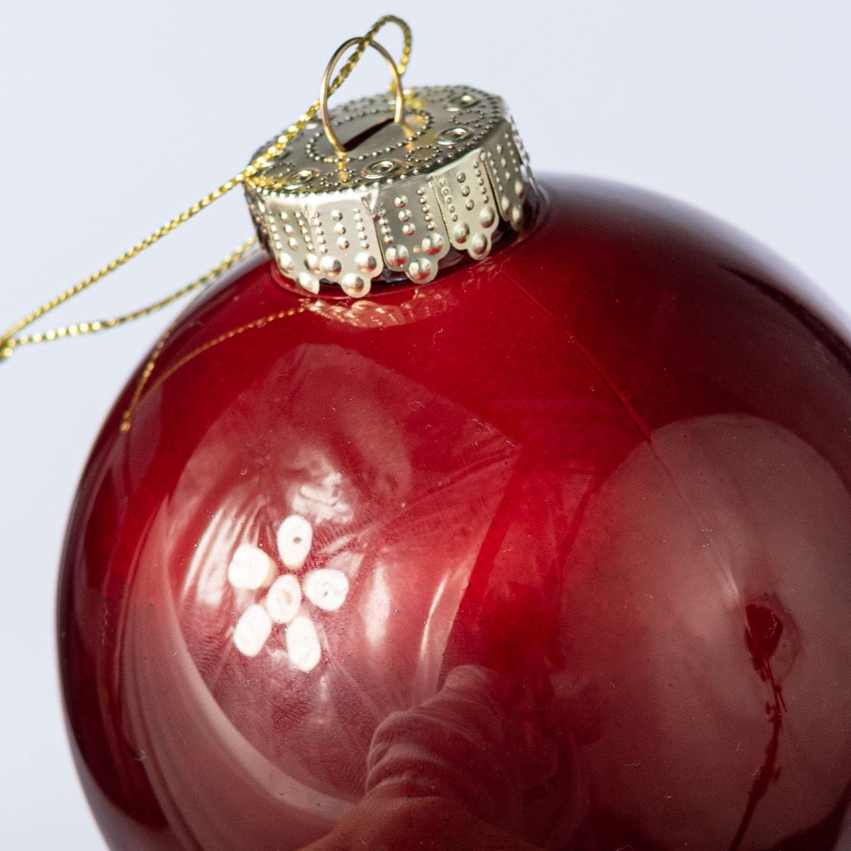 100mm Lacquered Glass-Look Shatterproof Ornament: Burgundy Red detail photo 3