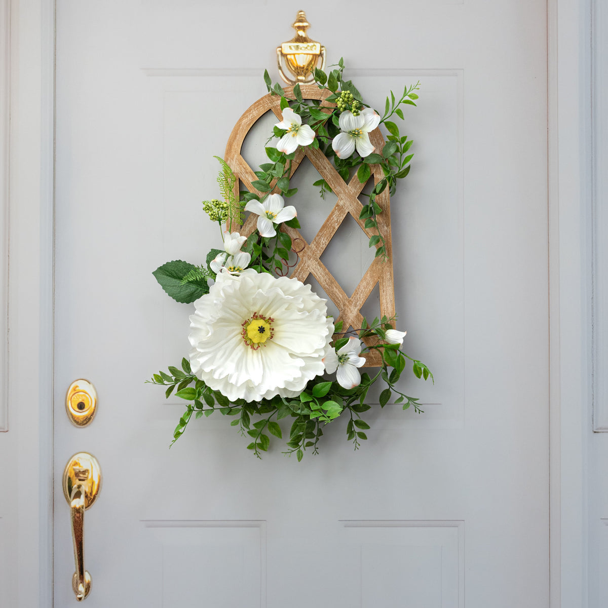 11" Oversized Poppy Head: Cream Lifestyle Photo