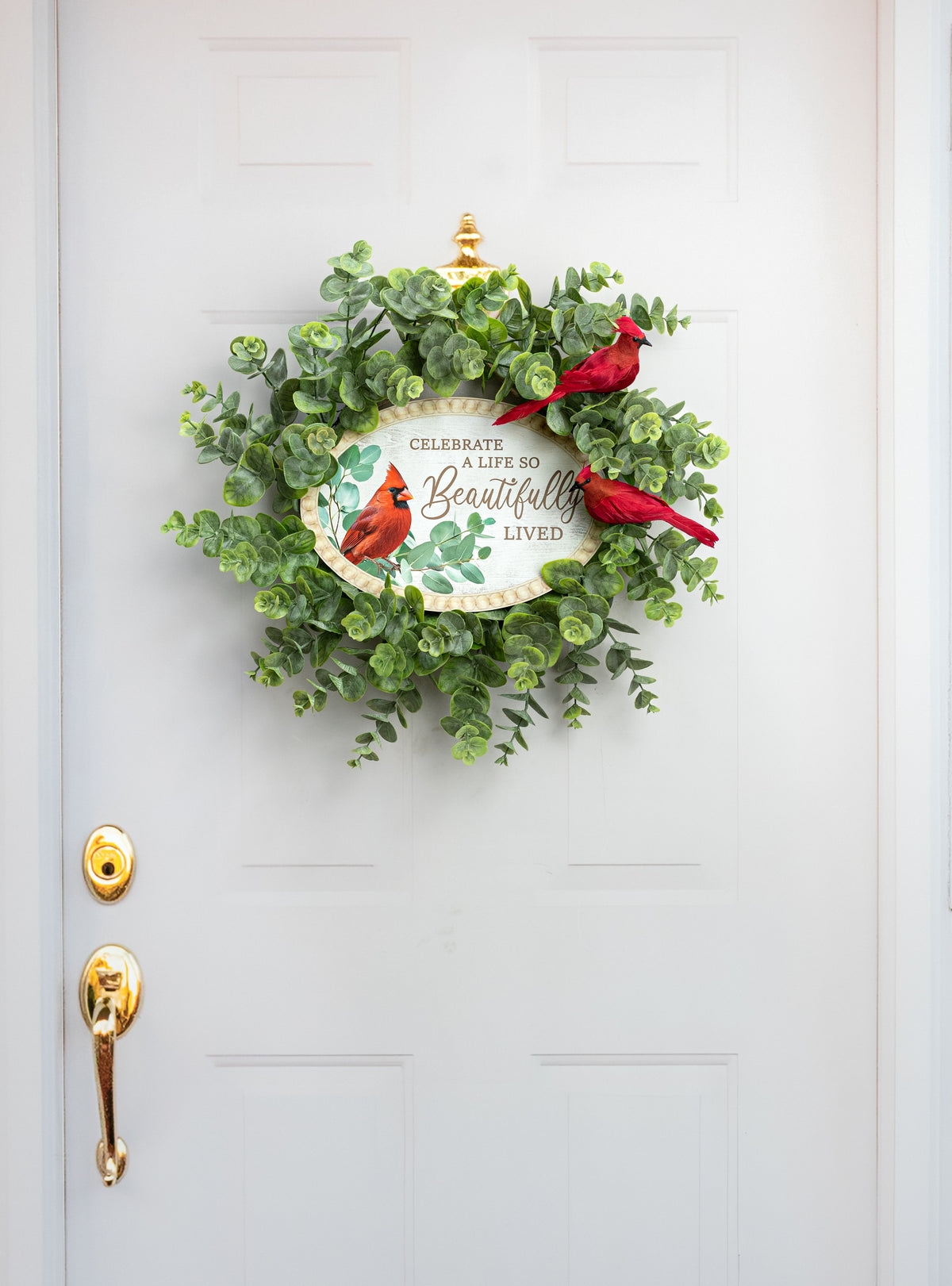 13" Oval Wooden Sign: Celebrate a Life Cardinal detail photo 4